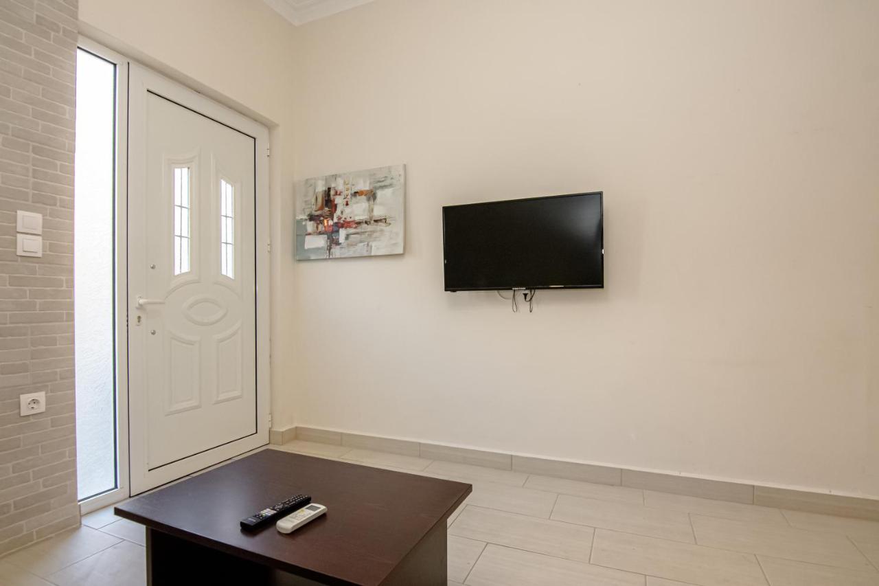 2! Apartment *
