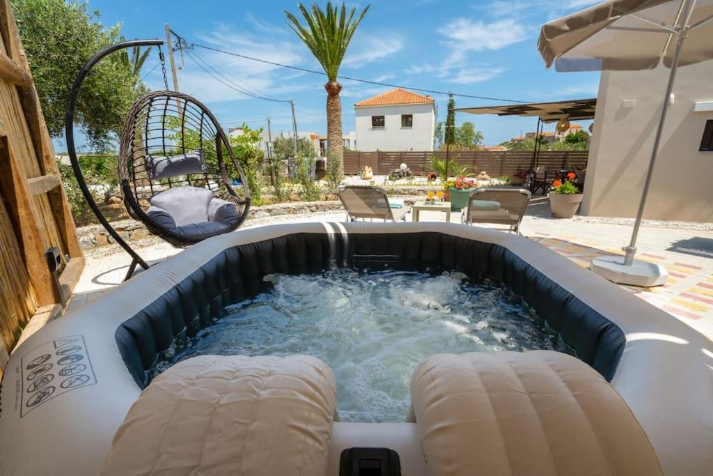 Vakantiehuis Rena's Rustic Retreat *