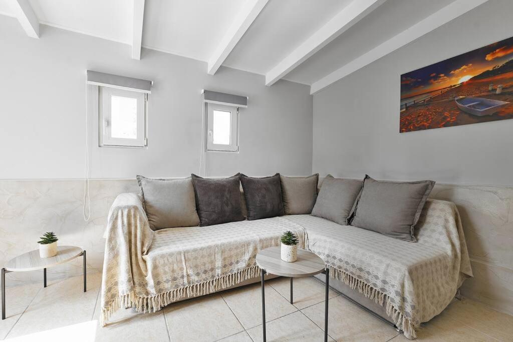 Chania Getaway Pool*parking*a/c Apartment