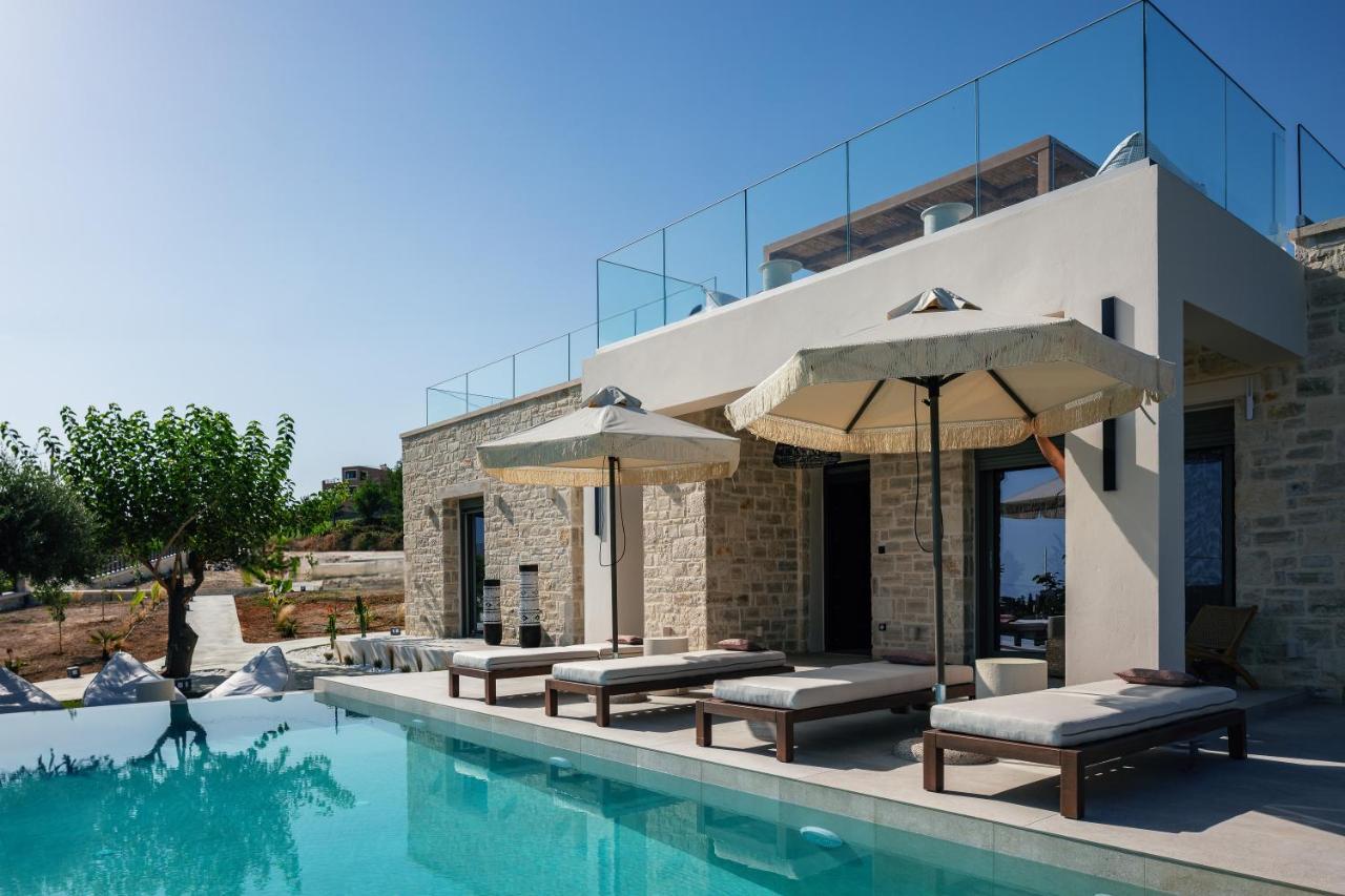 Skianos Villa