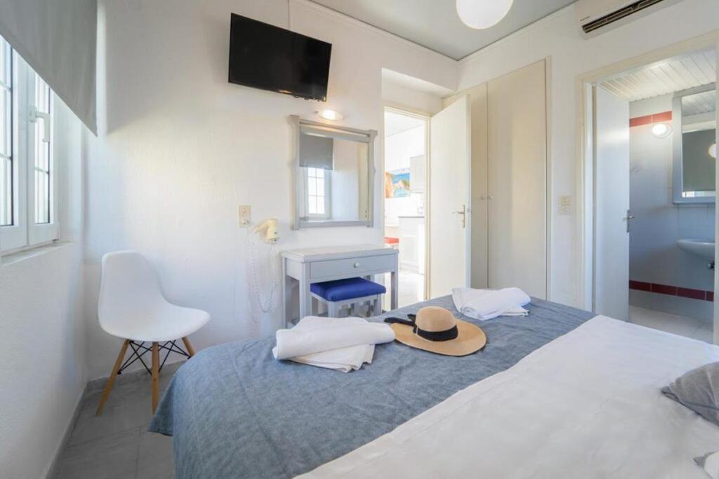 Futura 3* Chania (Crete)