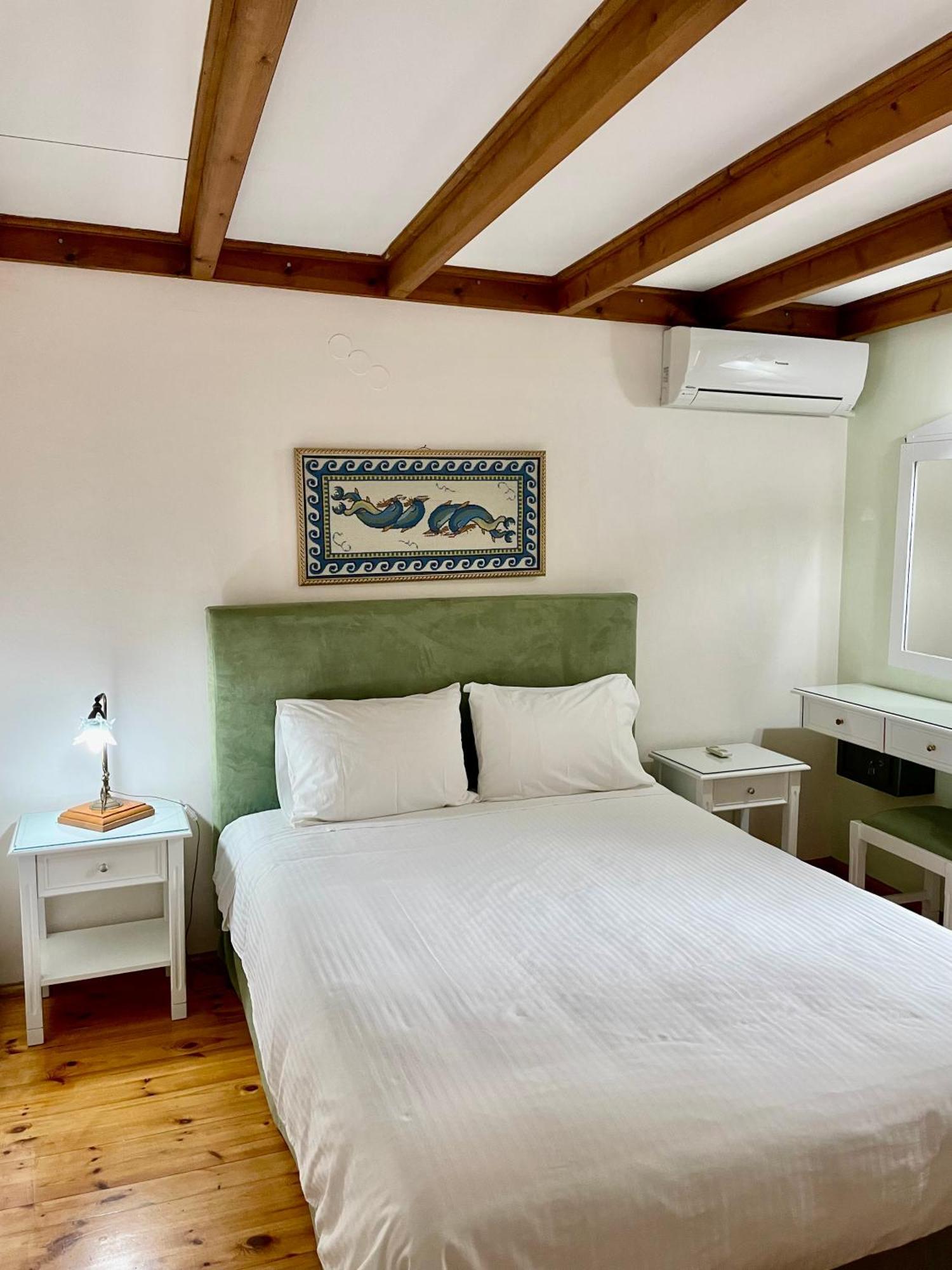 Erietta Hotel Chania (Crete)