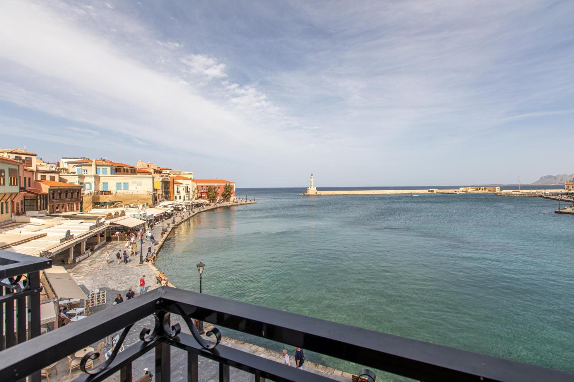 Lucia Chania (Crete)