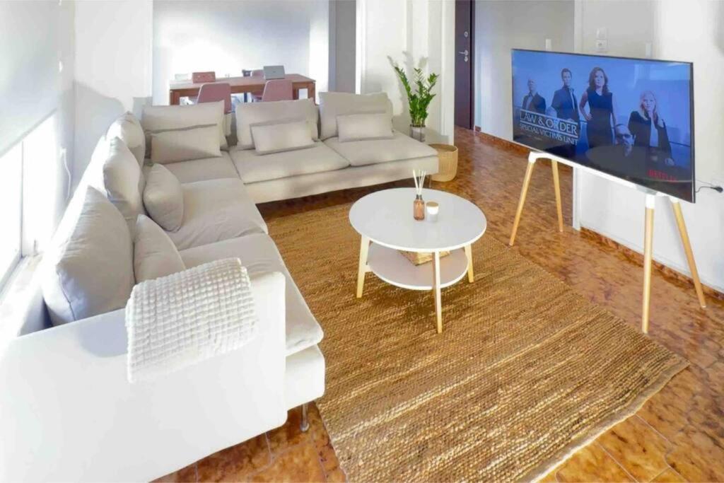 Linear Flat - Center - Private Parking Appartement *