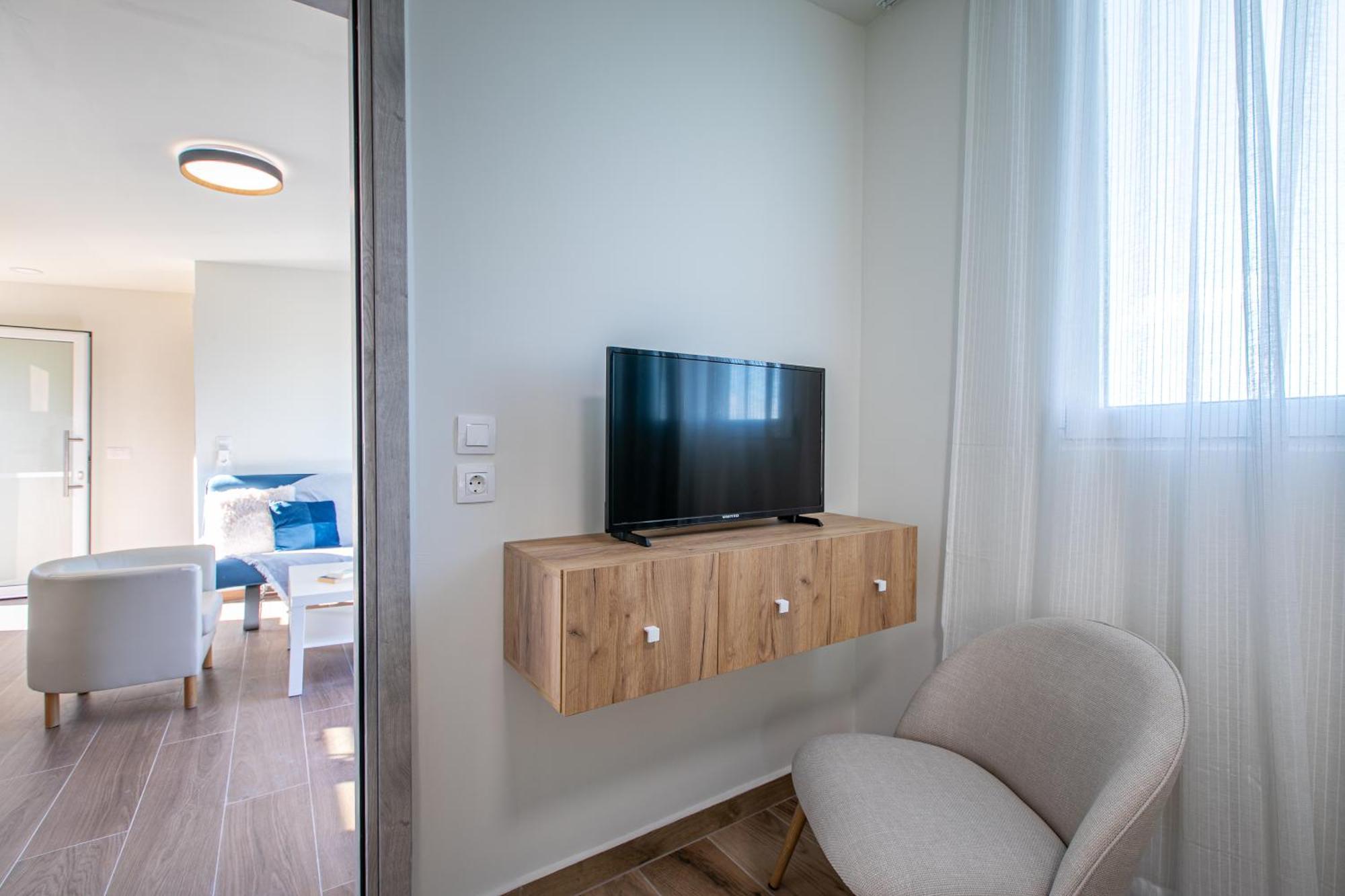 Kedria Lounge And Infinity Sea View Chania (Crete)