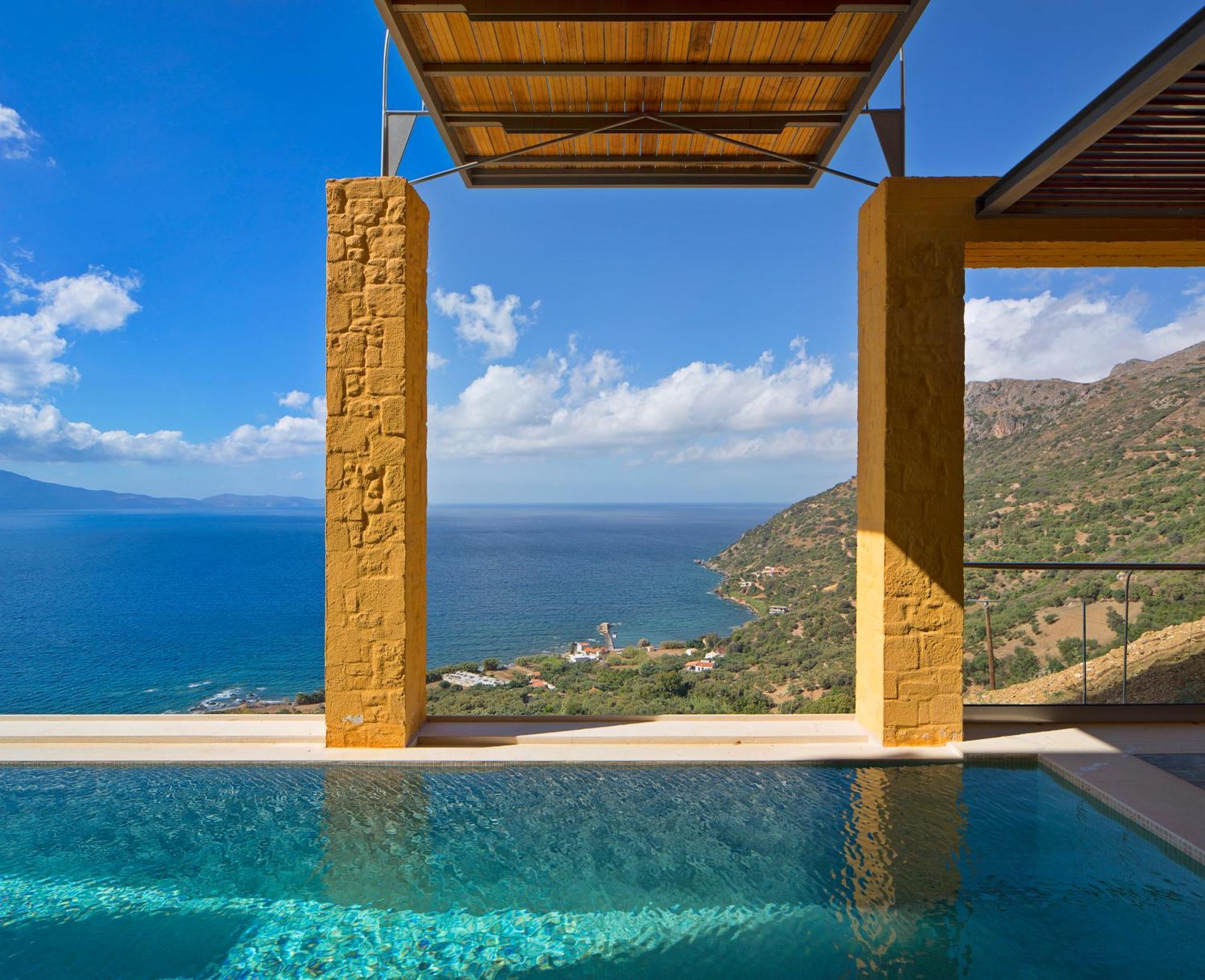Beachfront Ravdoucha Epavlis Eleni - Pool, Hot Tub, Gym, Sauna, Private Parking, Wifi Villa Chania (Crete)