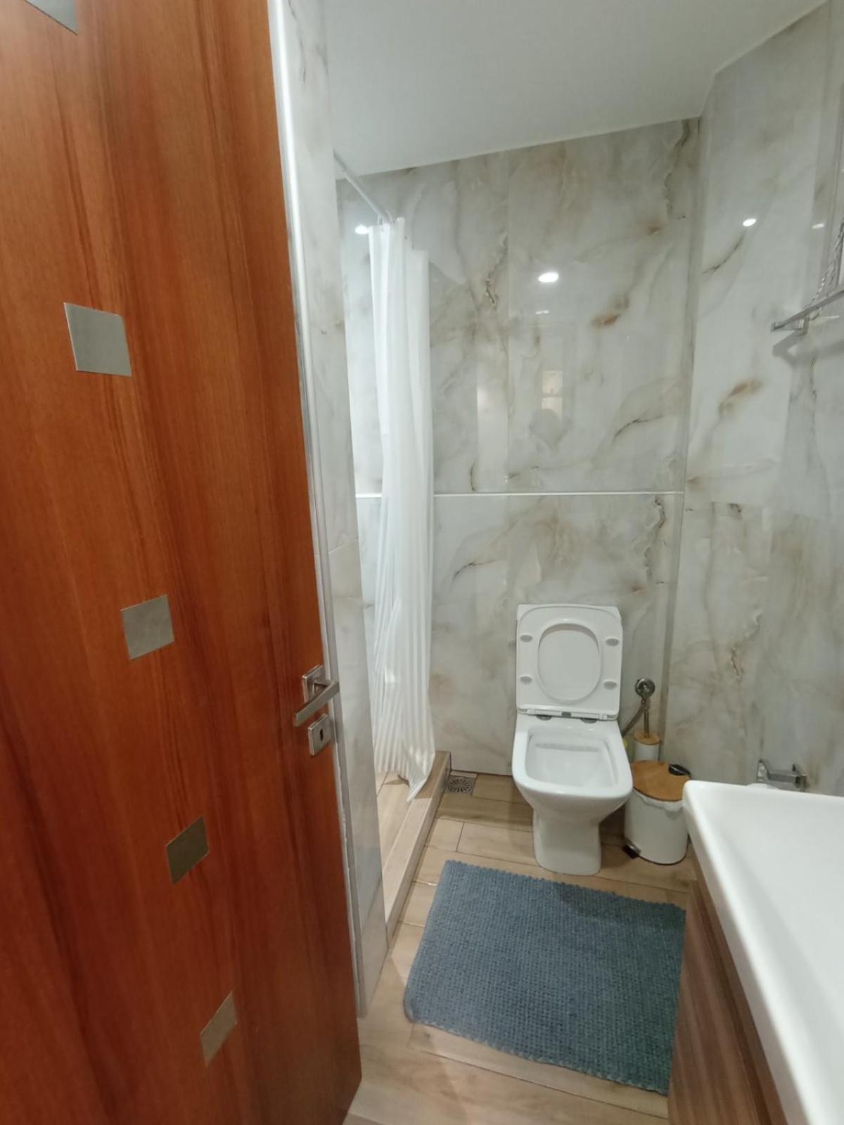 Apartment Ethereum αpartment - *