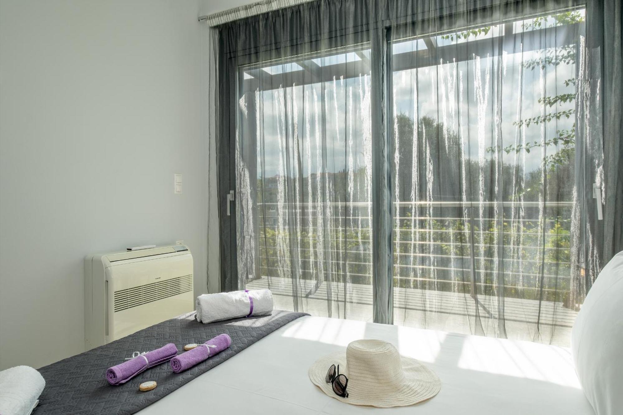 Artemis A&b Villa