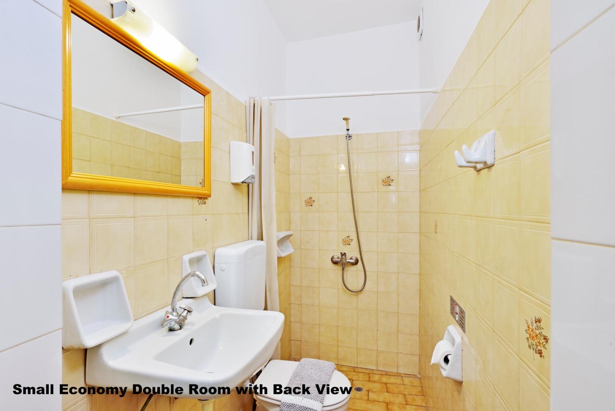 Aparthotel Katerina For Rent 2*