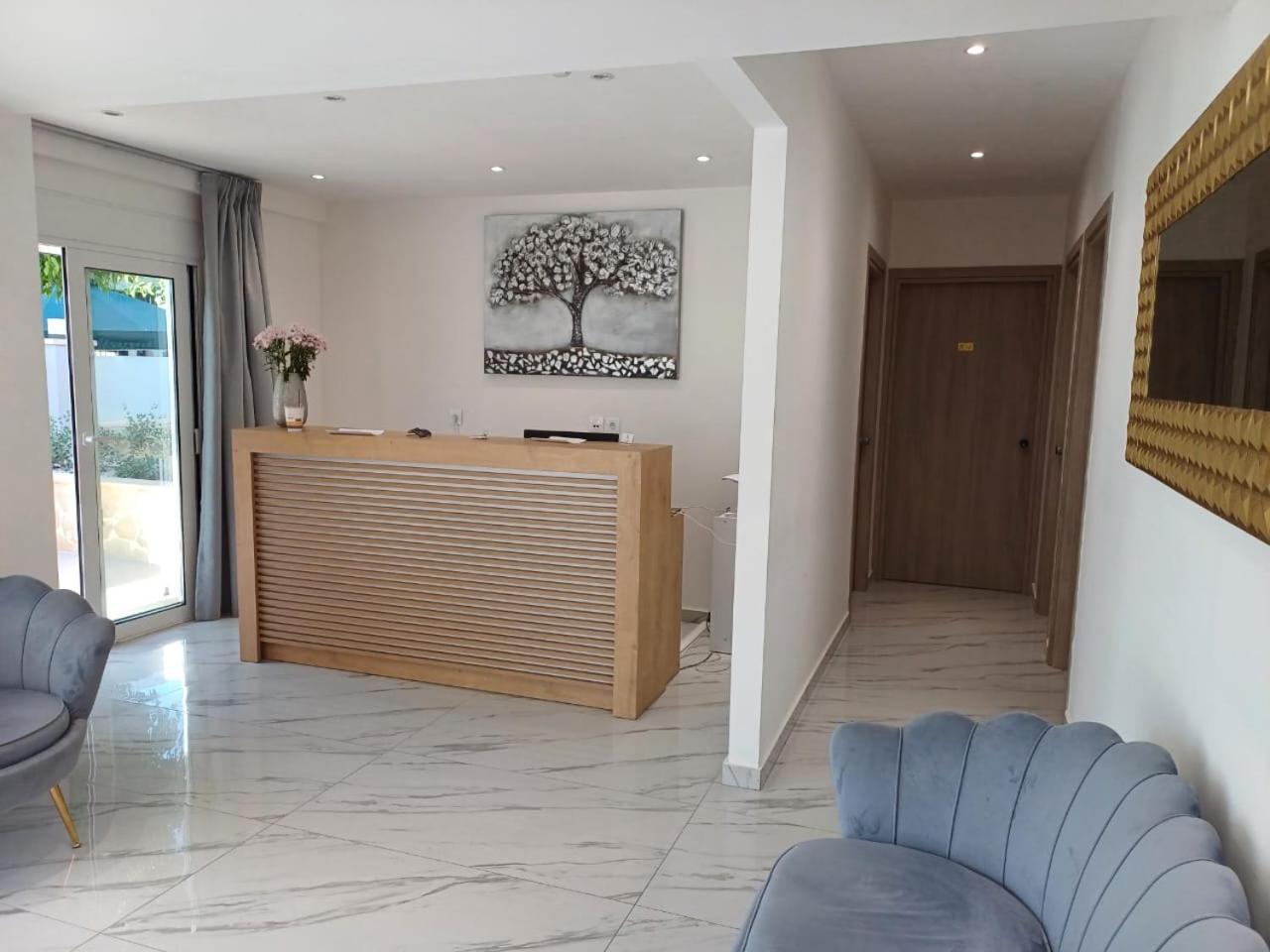 Hotel Deluxe Chania (Crete)