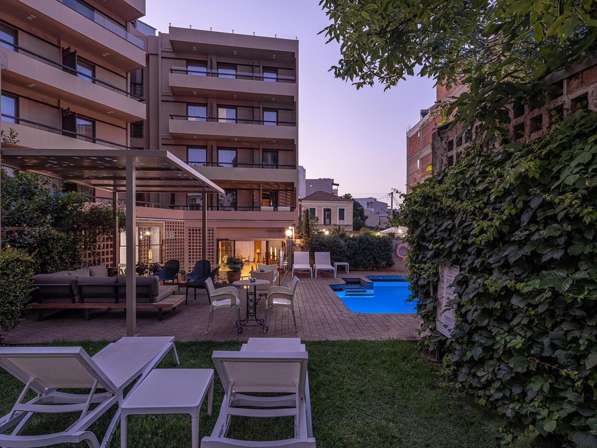 Hotel Civitel Akali