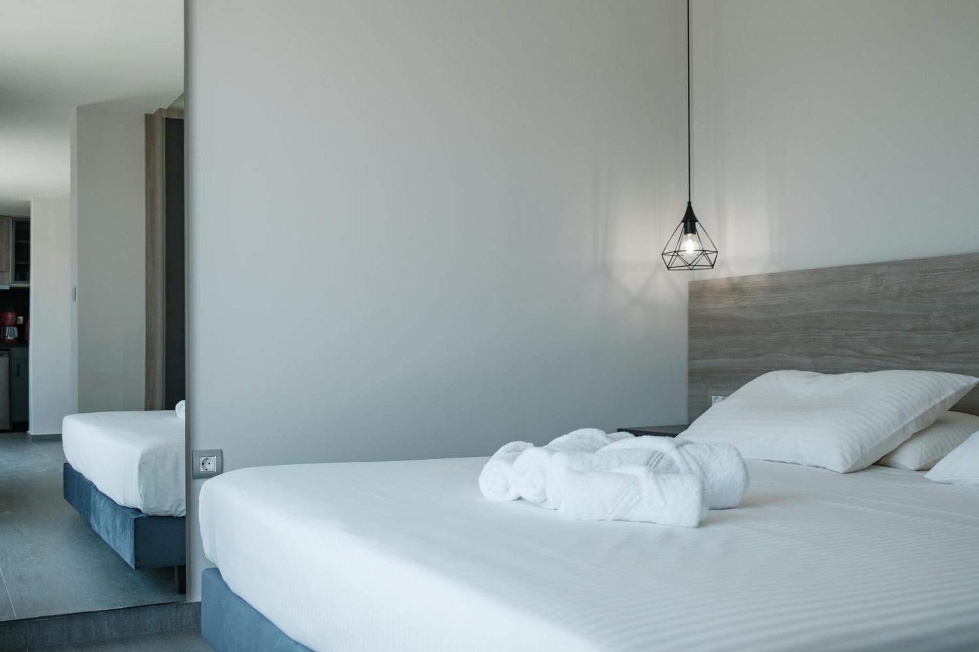 Sky-high Penthouse W. Stunning Views - 02 Apartamento