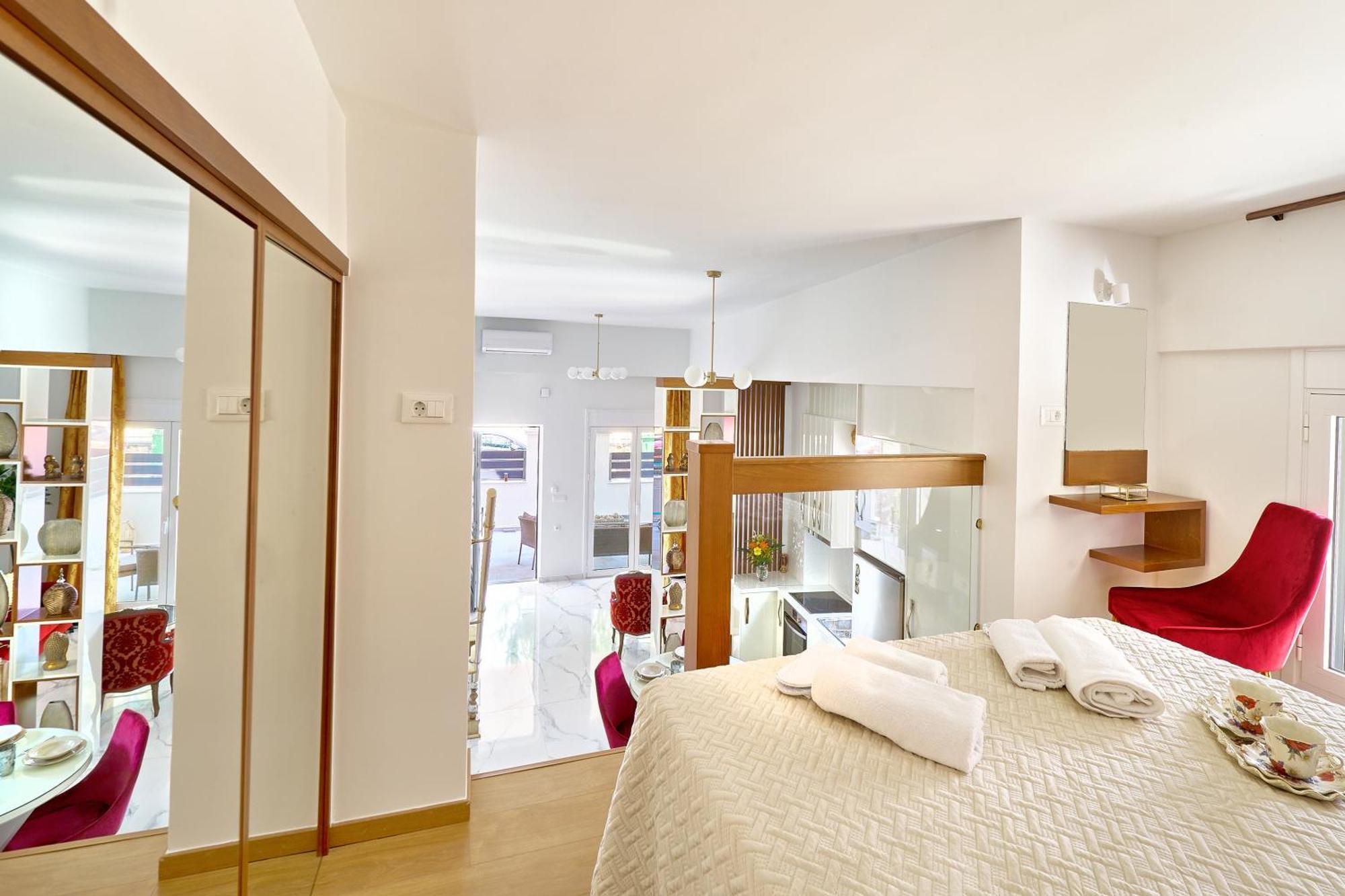 The Comfy Place - Dimitra Mare Luxury *