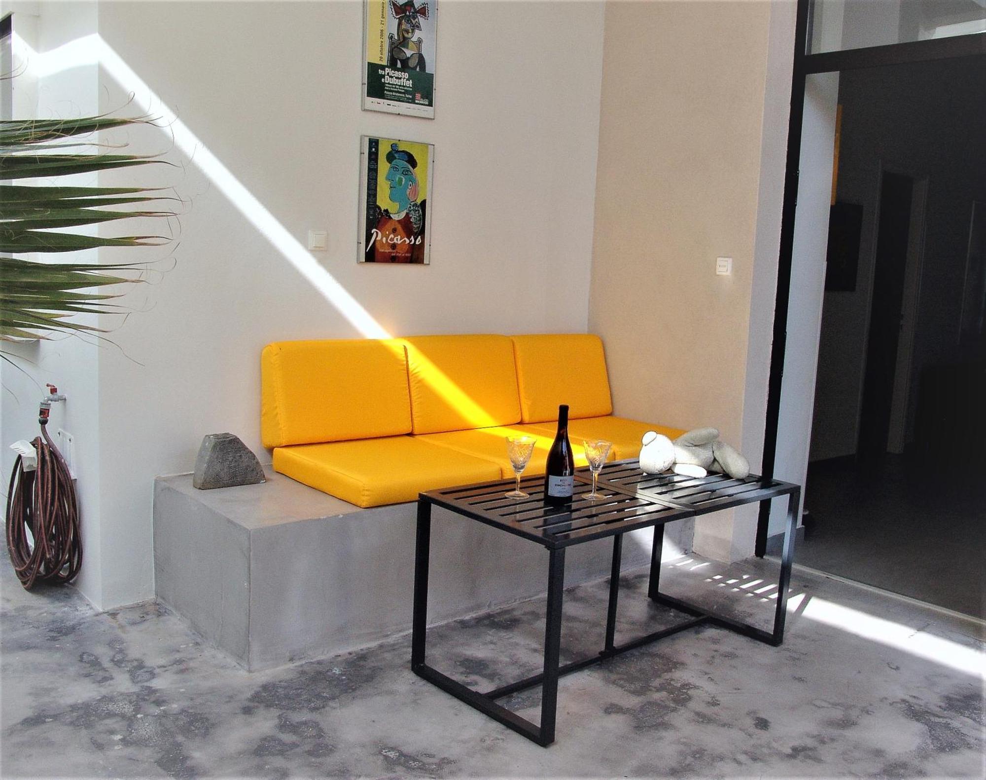 Square 45 * Chania (Crete)