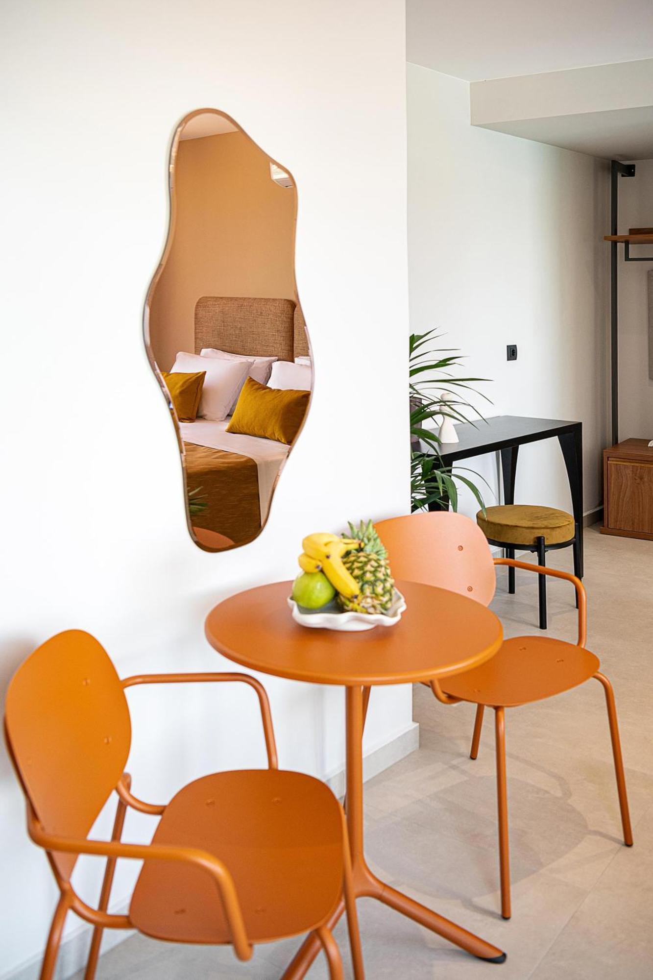 Theta Boutique Hotel *
