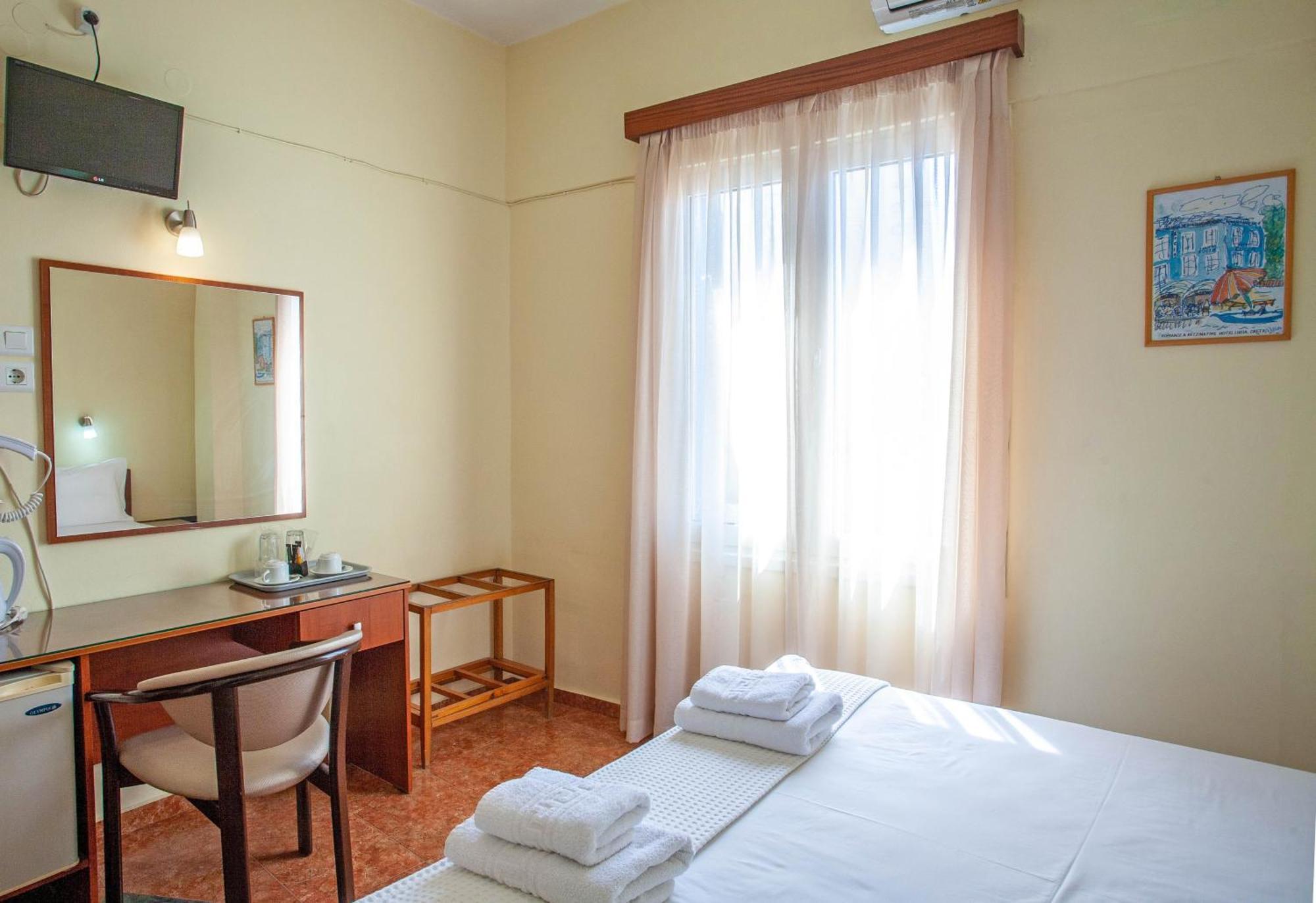 Lucia Hotel