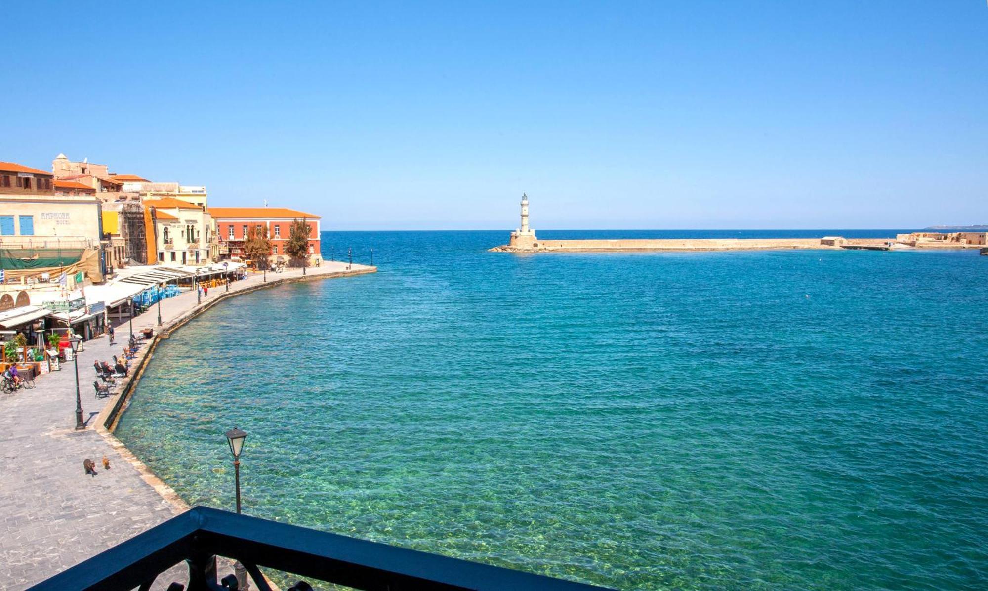 Lucia Hotel
