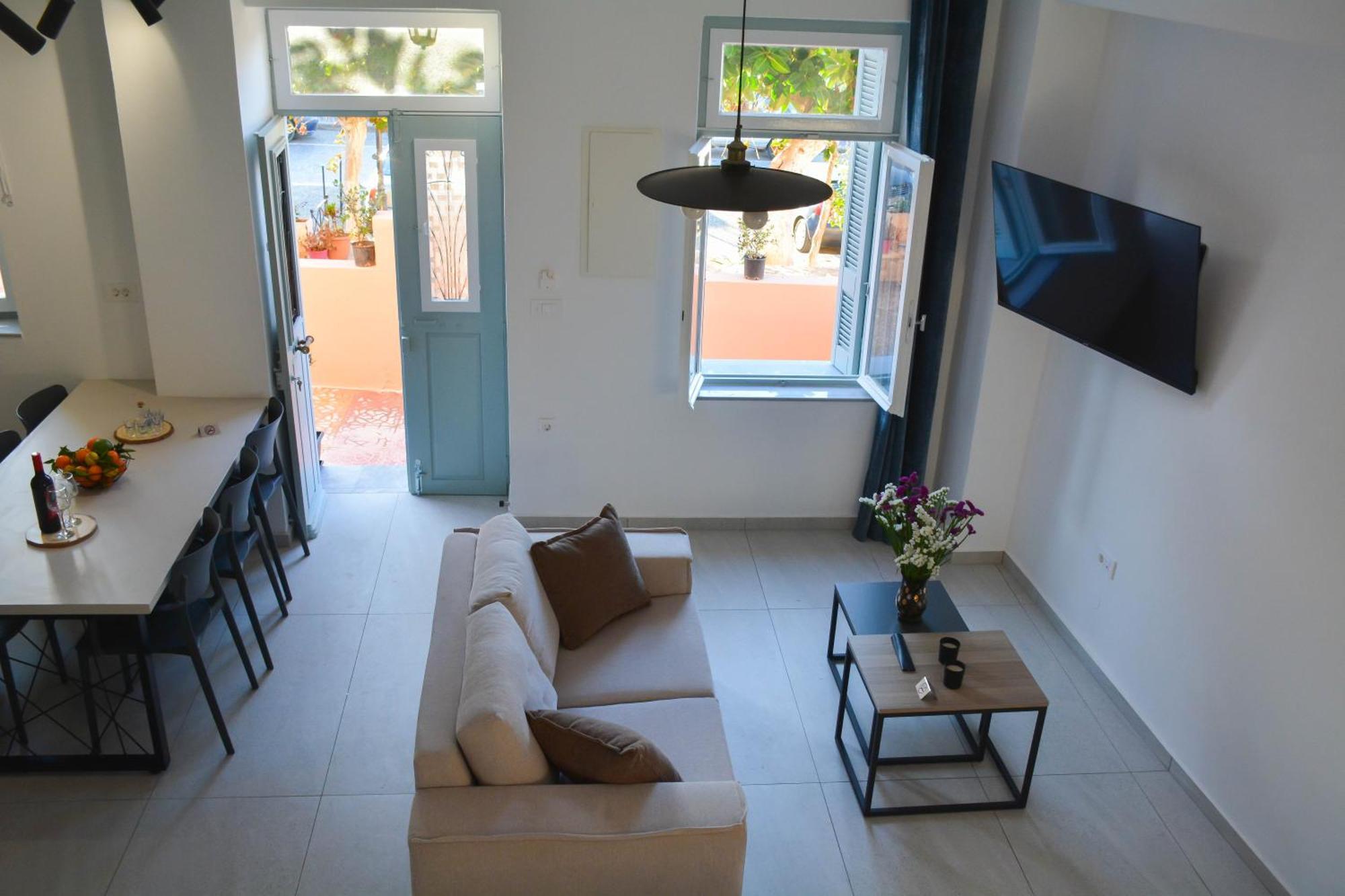 Thin Alos House Holiday home