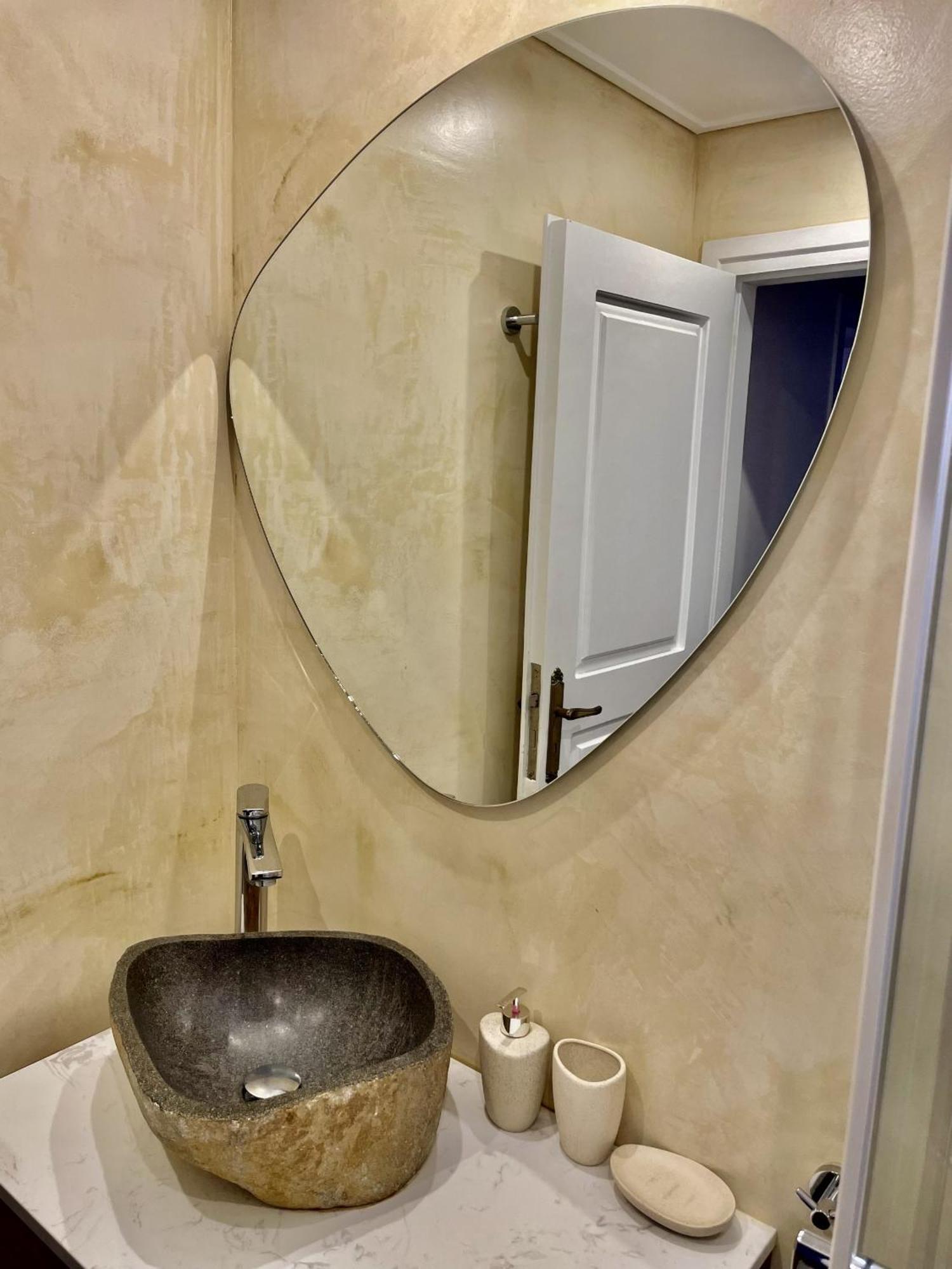 Erietta Hotel 3*