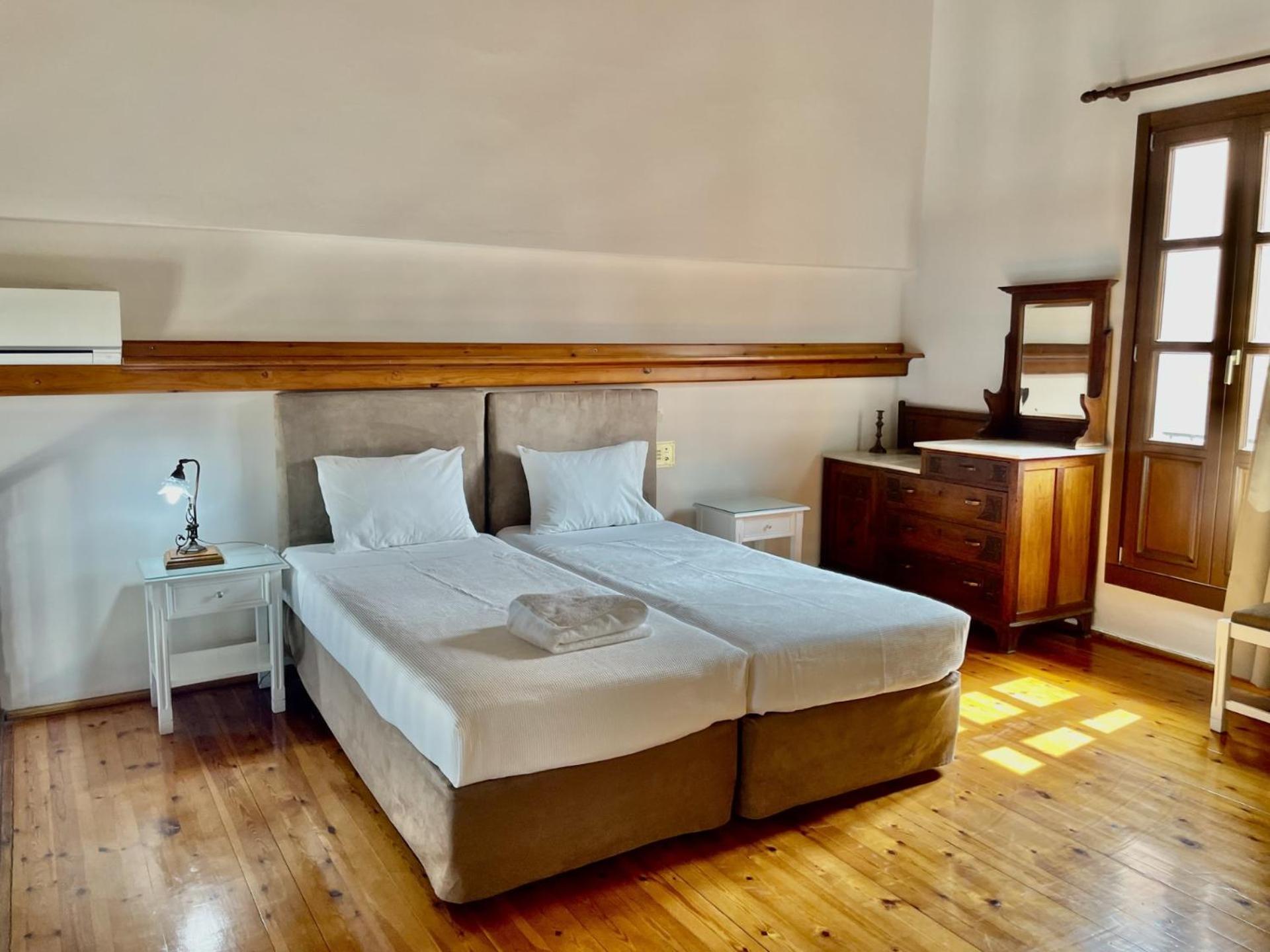 Hotel Erietta 3*