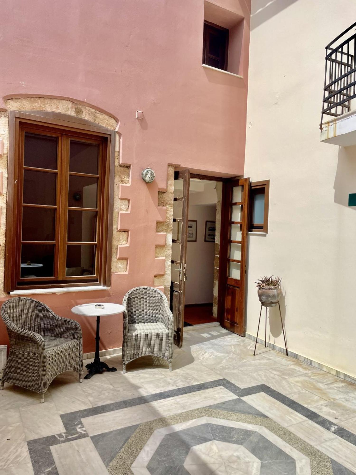 Erietta Hotel