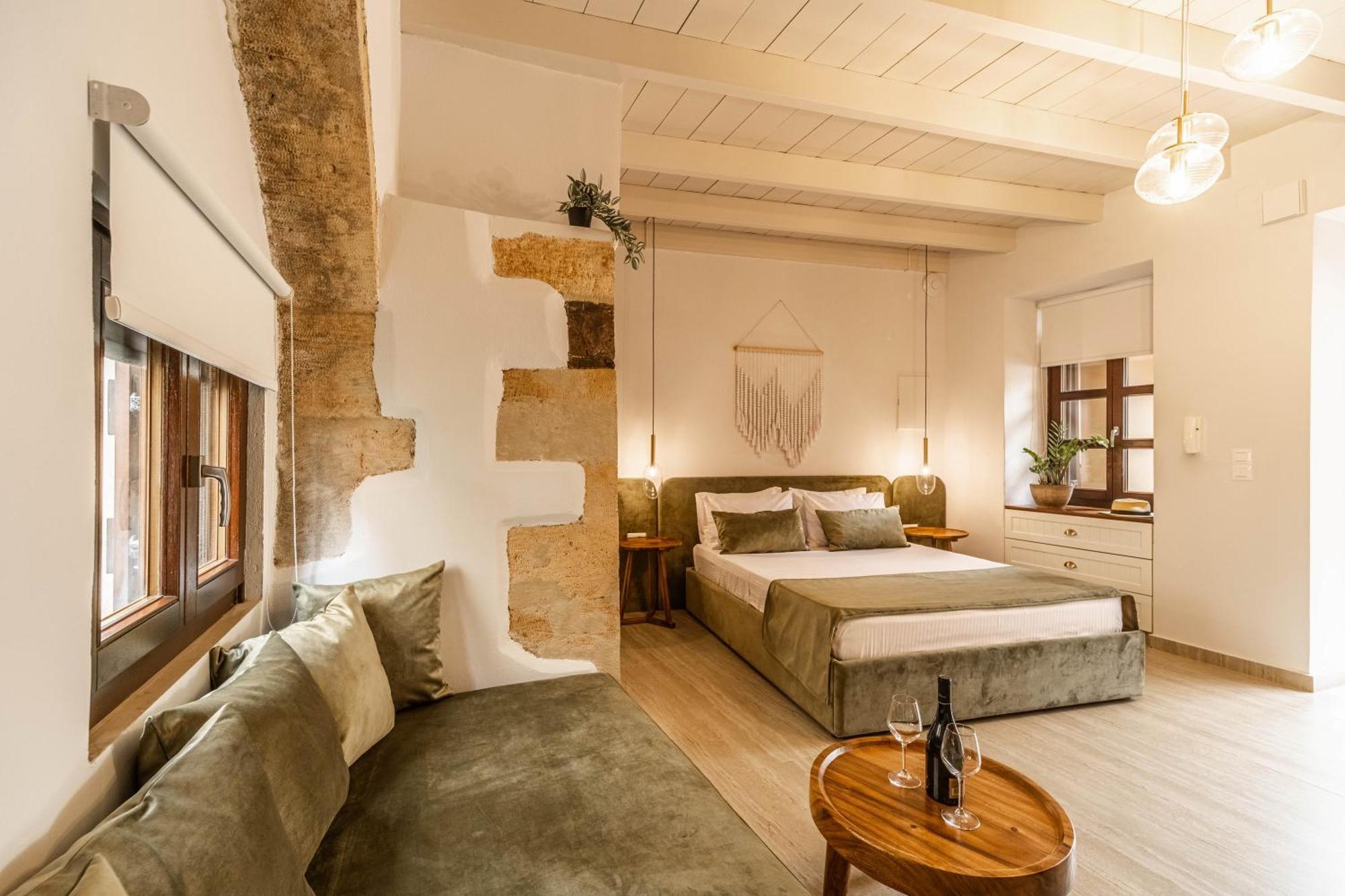 Lithinon Luxury Suites Free Parking Apartment
