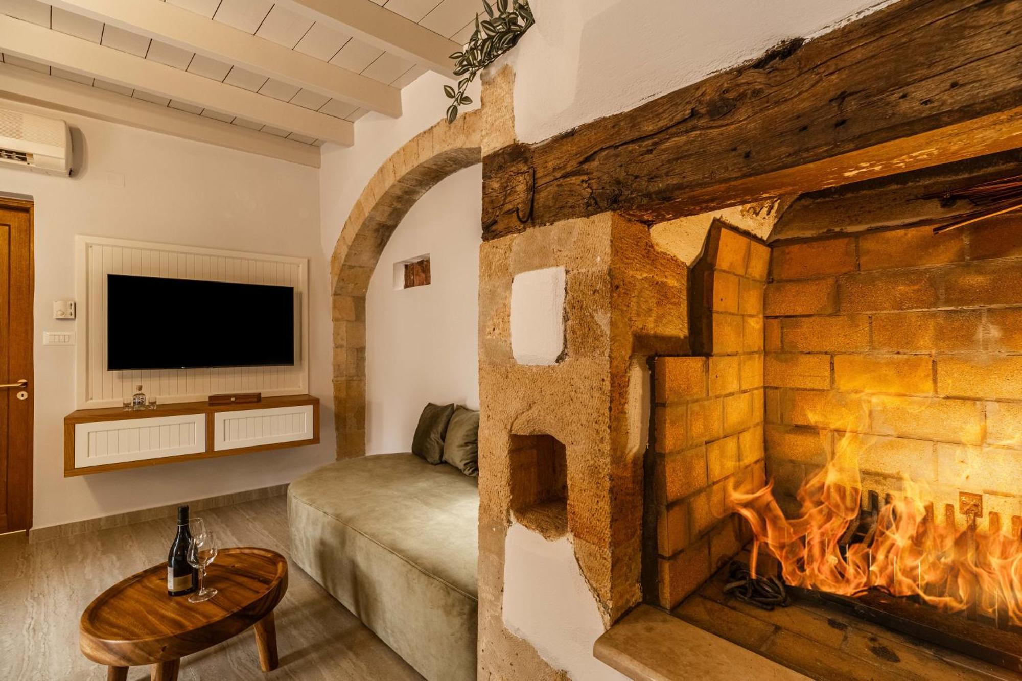 Apartment Lithinon Luxury Suites Free Parking