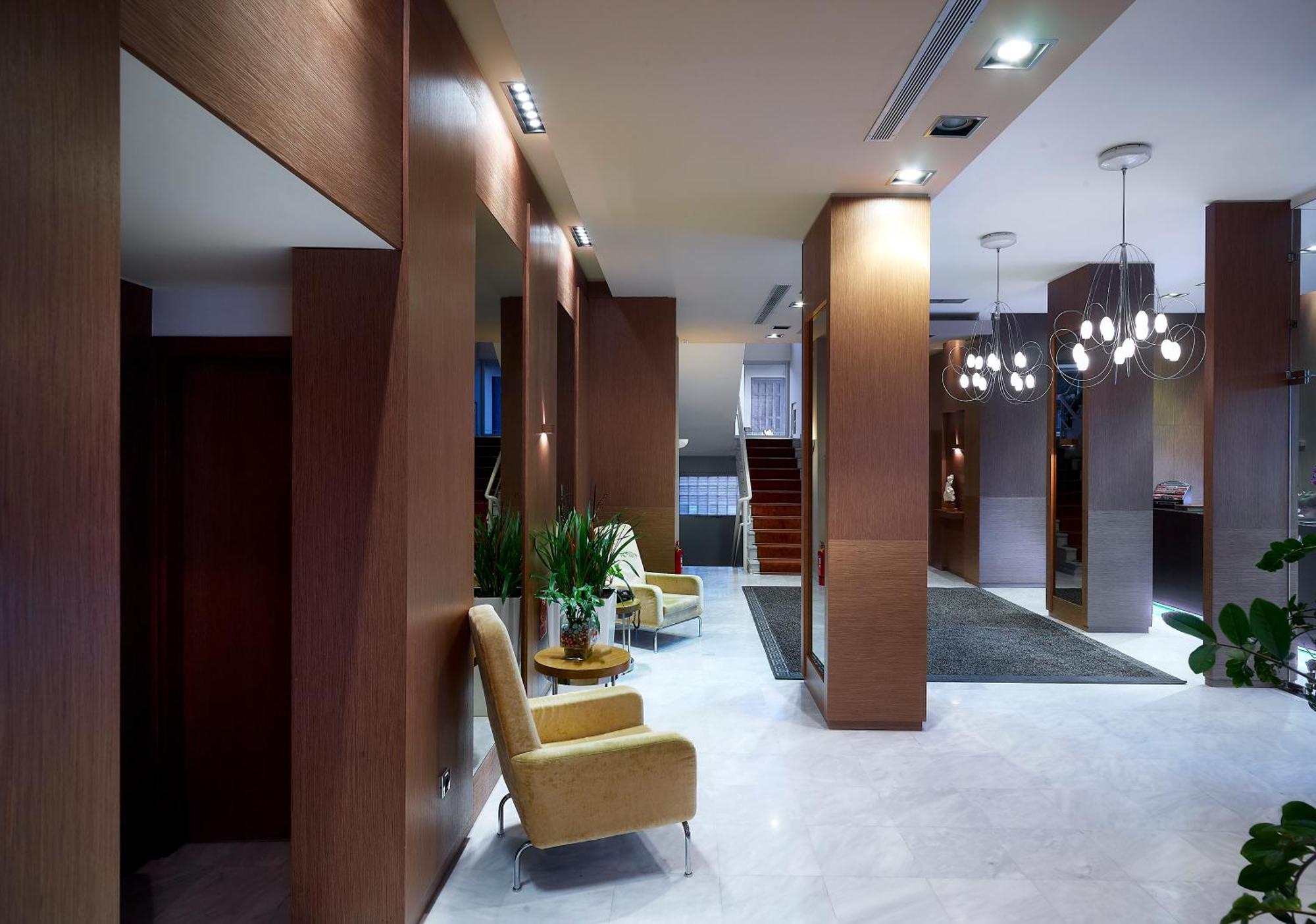 Hotel Irida 3*