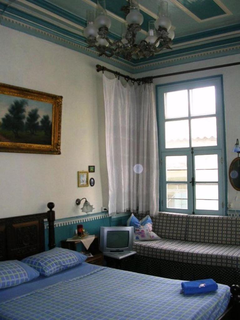 Lena Chrissi Akti Chania