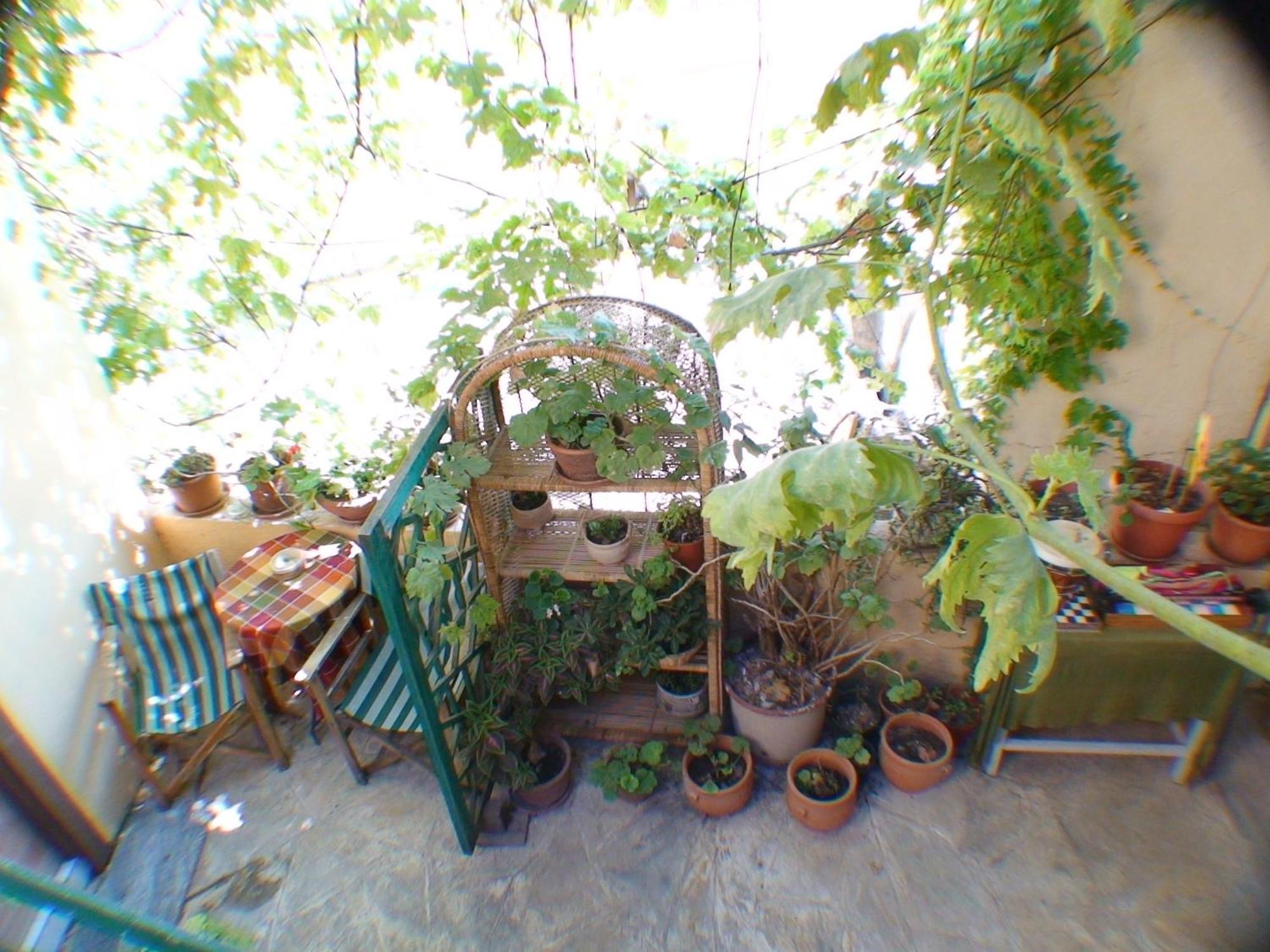 Apartment Earini And
