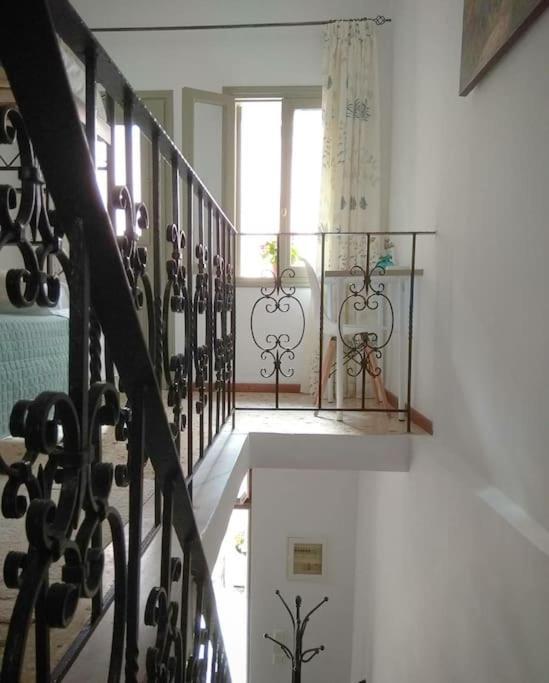 Archo's Place-best Location In The Old Town