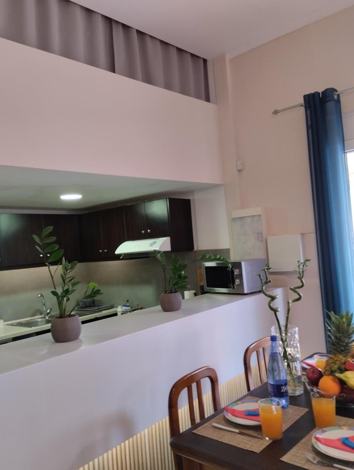 Corner House Apartment