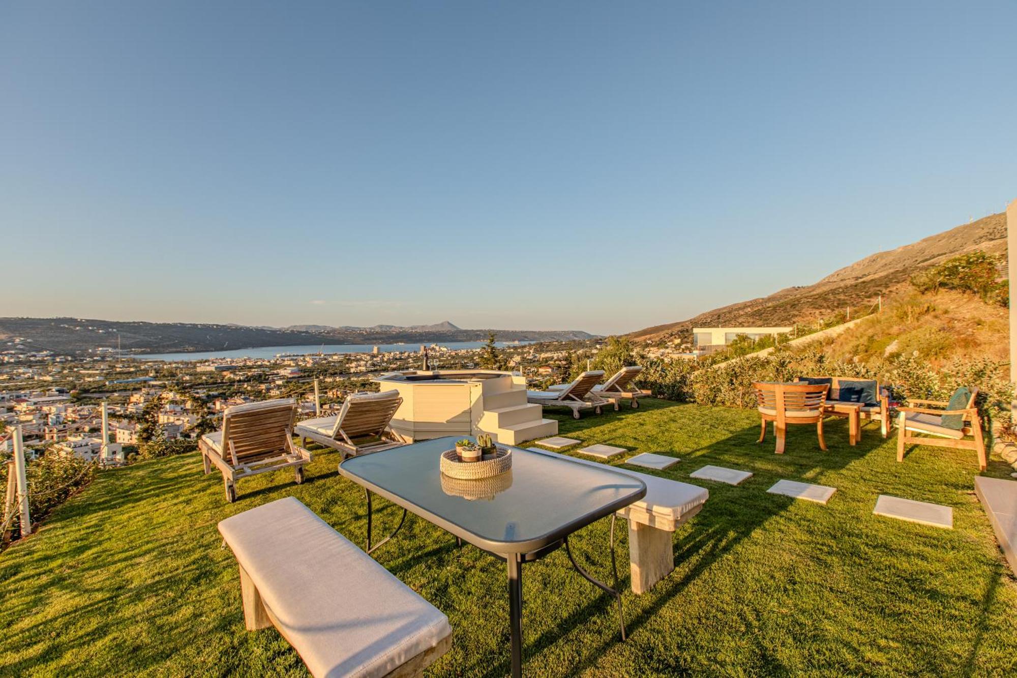 Kedria Lounge And Infinity Sea View * Chania (Crete)