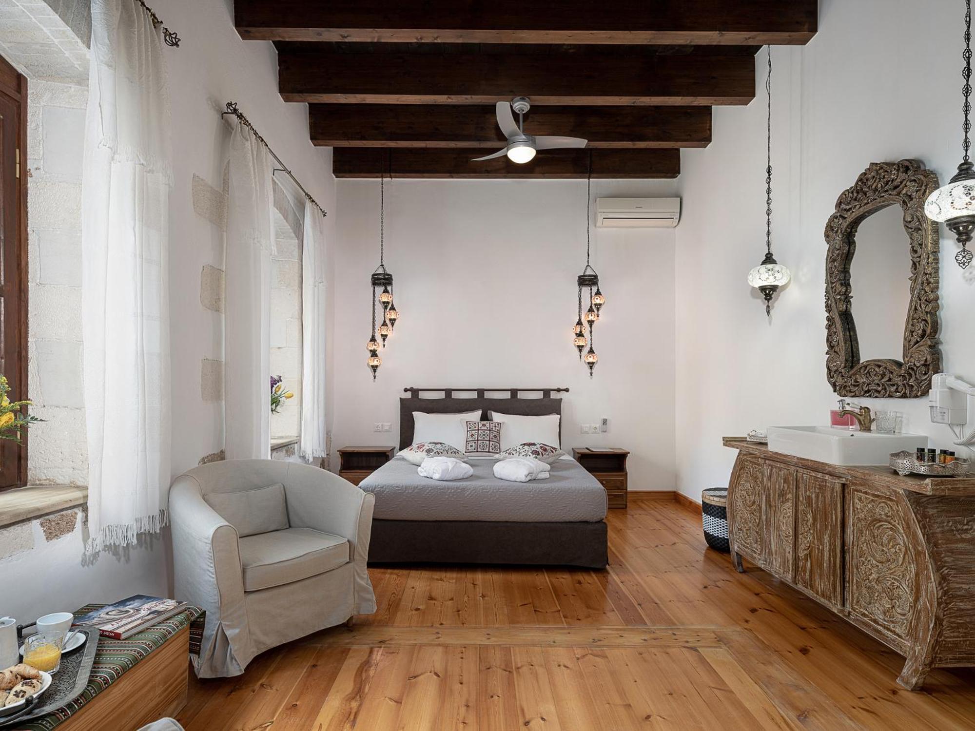 Hotel Venetian Palace Chania Chrissi Akti Chania