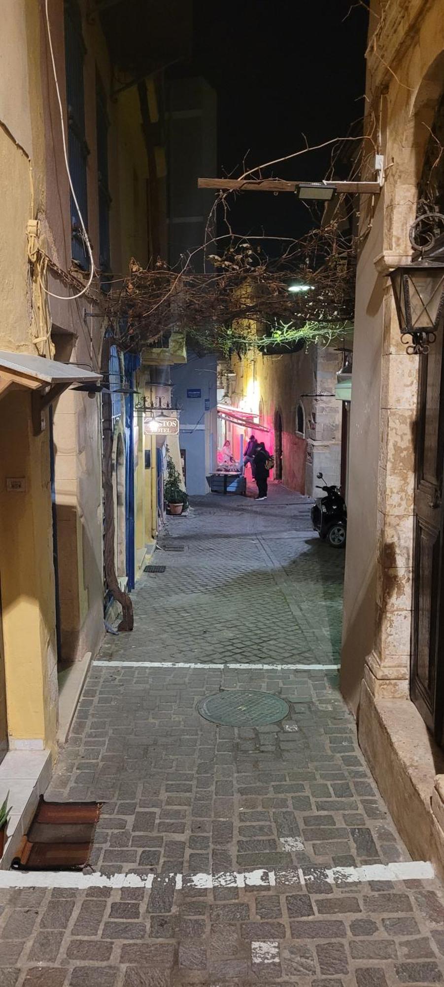 Old Town Loft With Sea View Roof Terrace And Private Parking Chrissi Akti Chania
