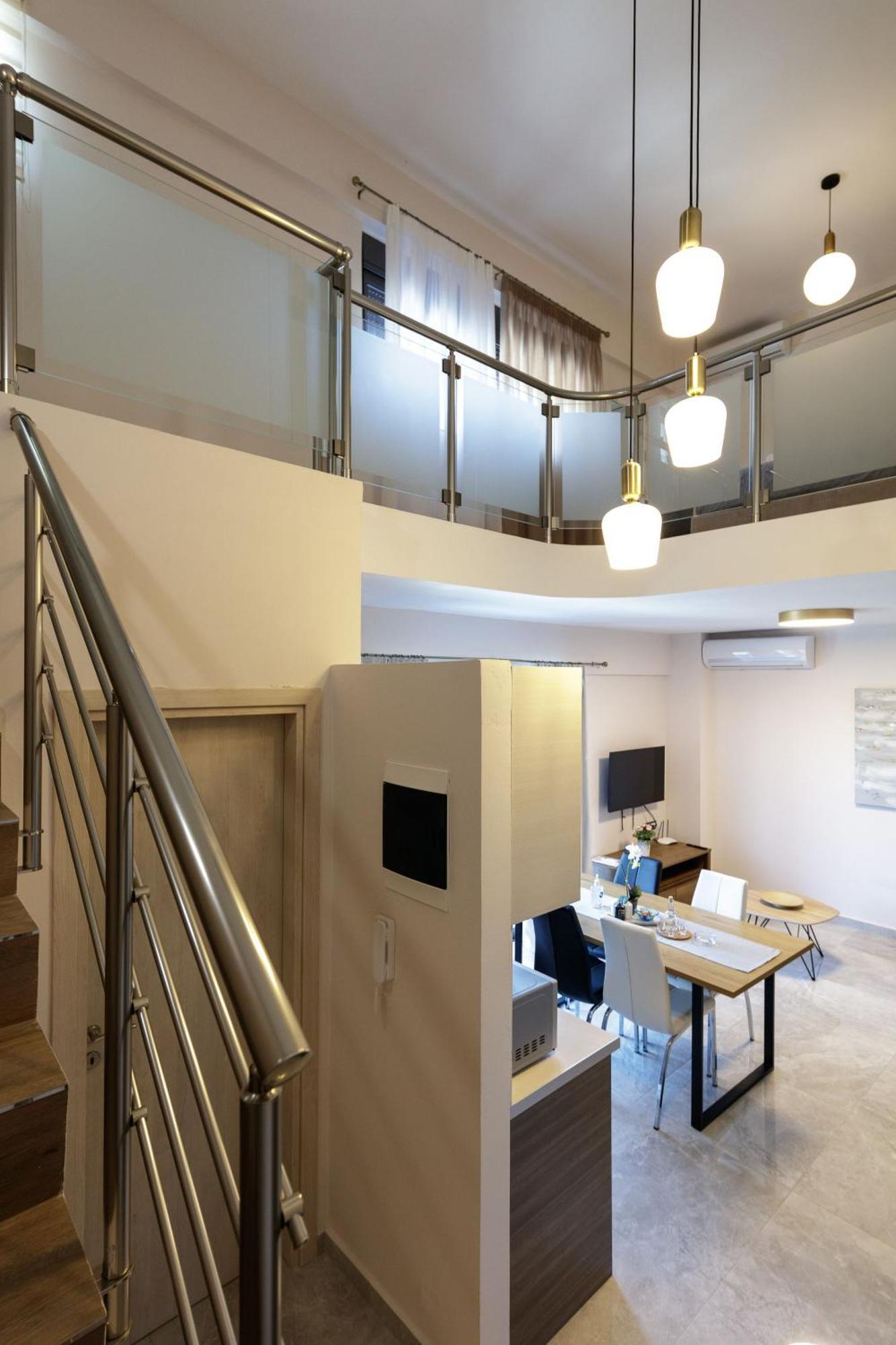 Aurora Apartment