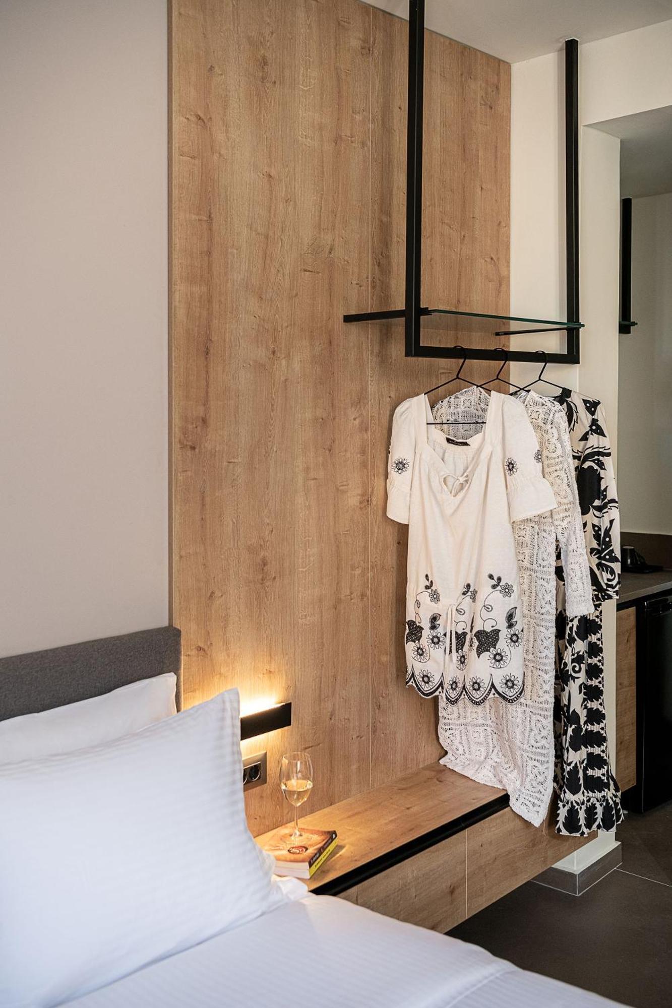 Ethos * Chrissi Akti Chania