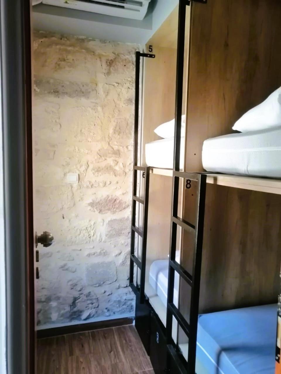 Hippie Guest house Chania (Crete)
