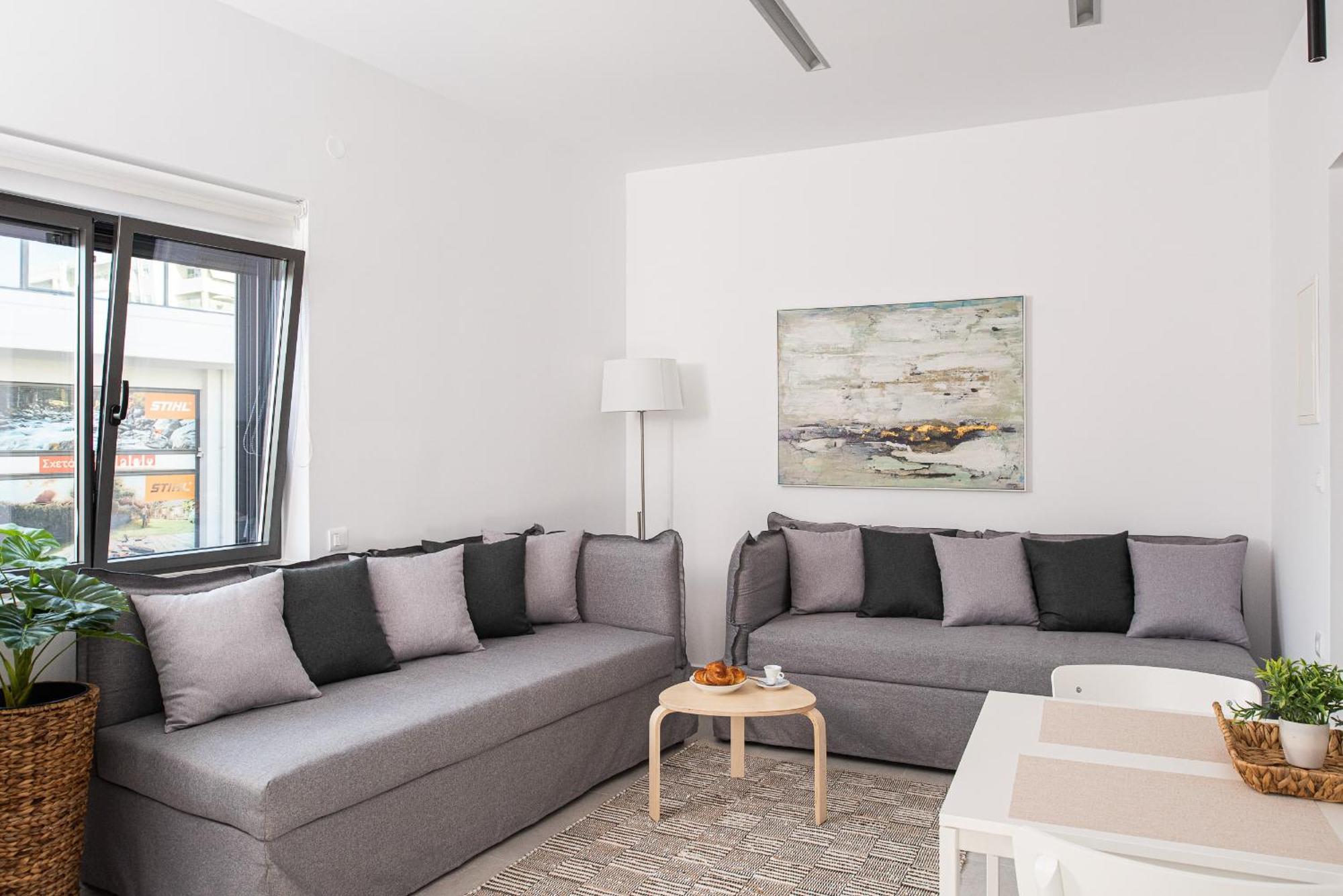 Cozy Corner Luxury Apartment *
