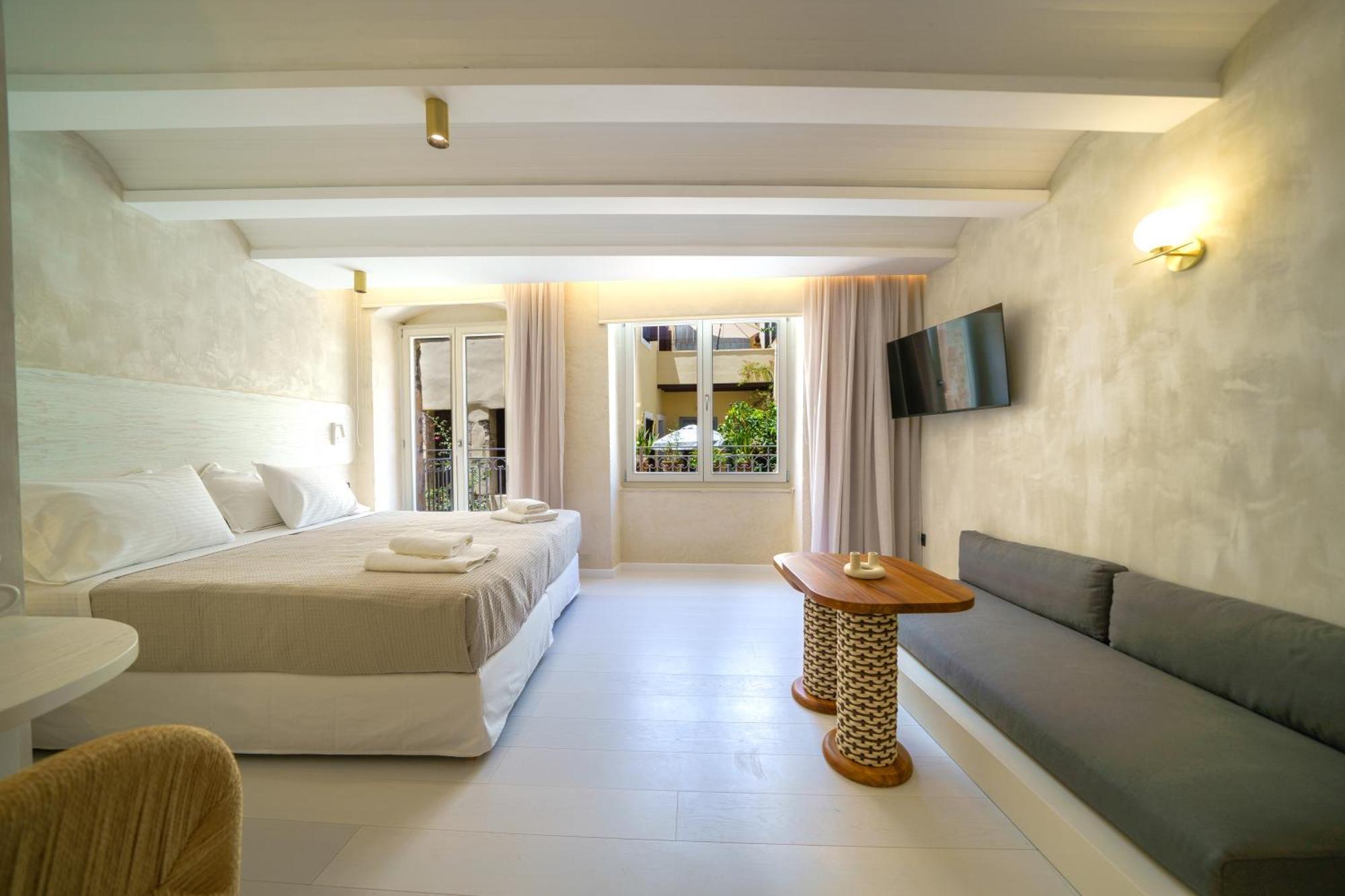 Amelia Luxury Old Town * Chania (Crete)