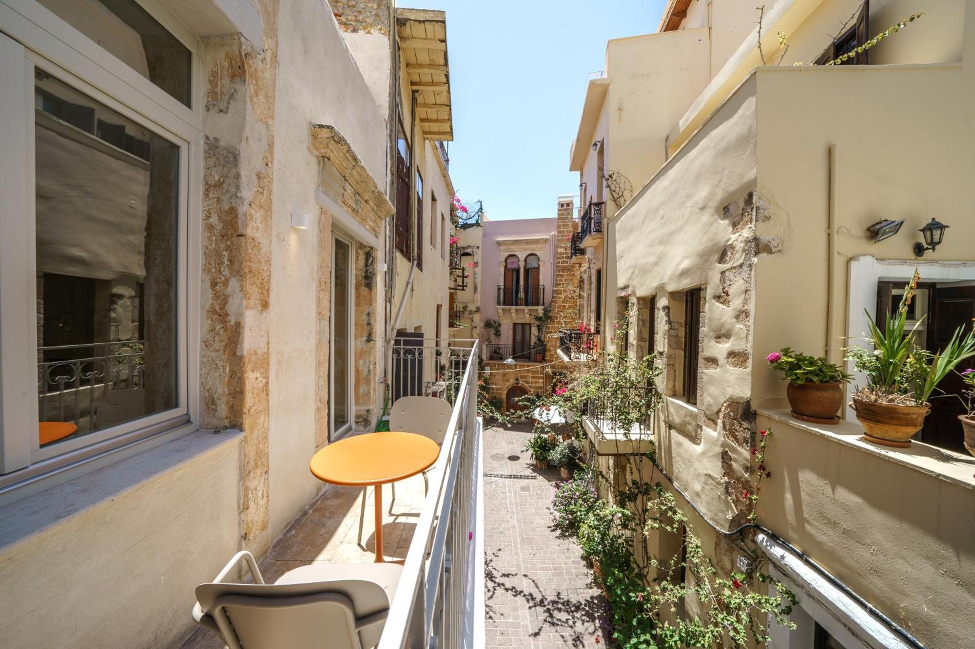Amelia Luxury Old Town * Chania (Crete)
