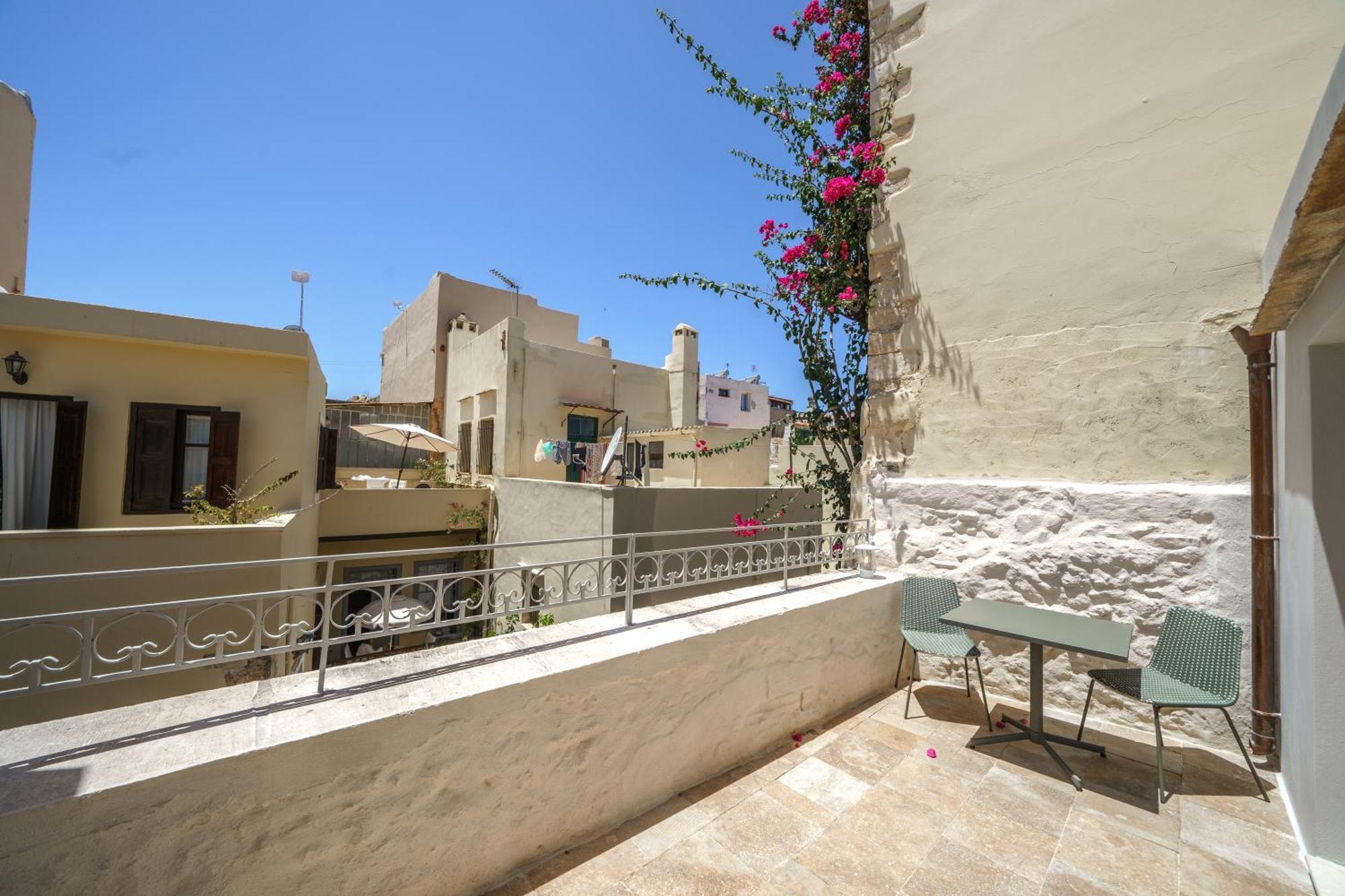 Amelia Luxury Old Town Apartment *