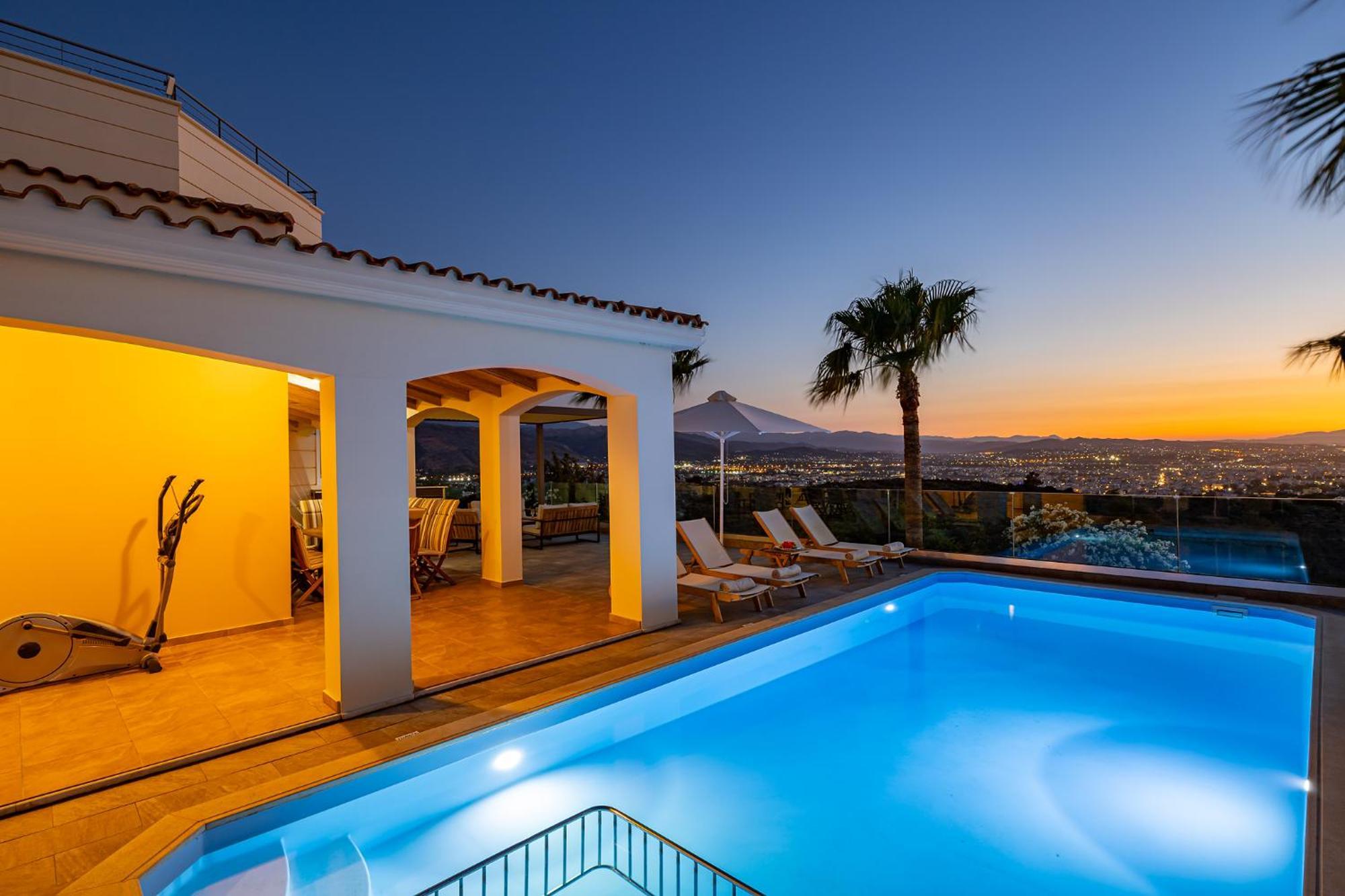 Karmilos Hill Villa *