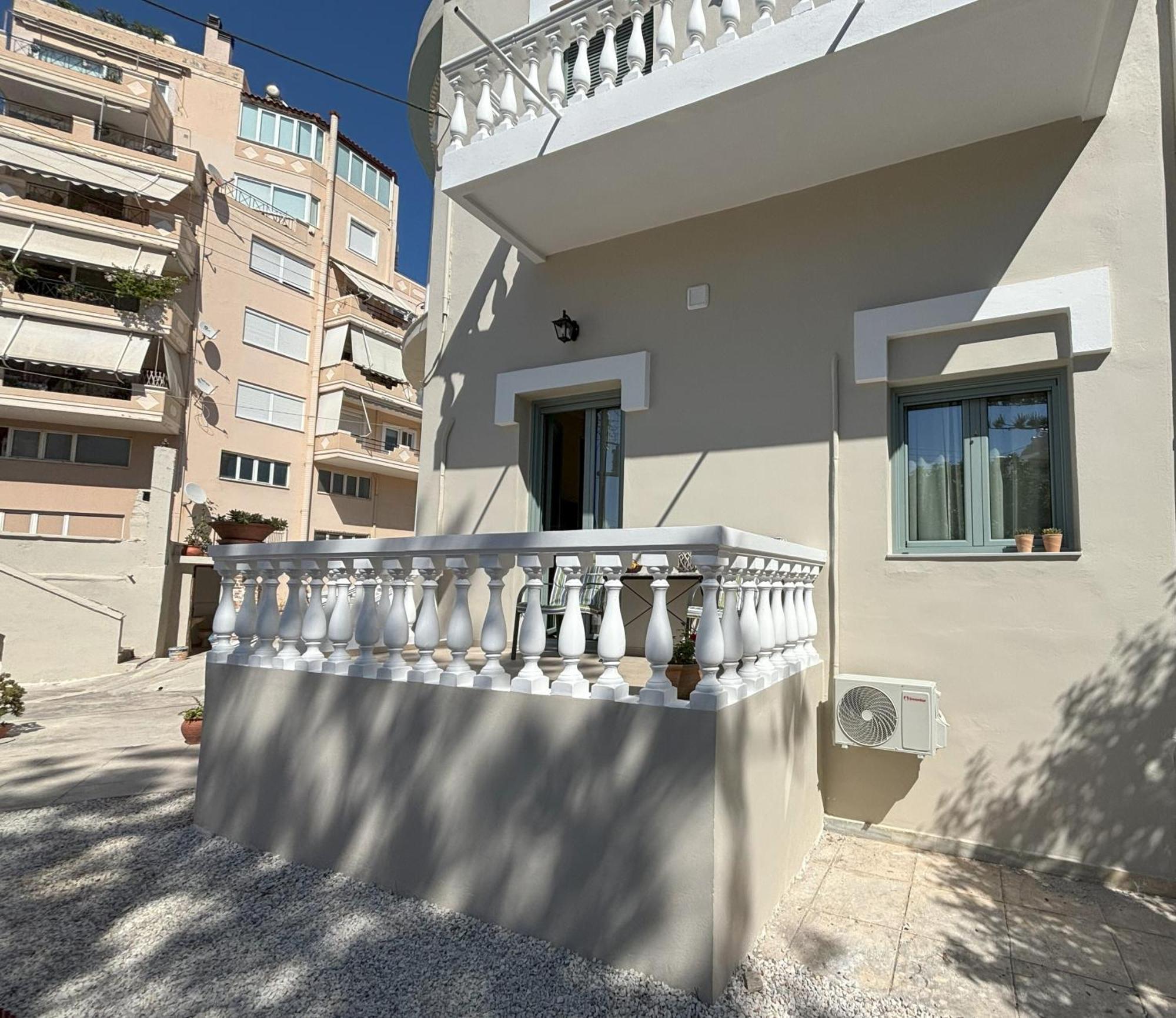 Apartment Rodon Manor