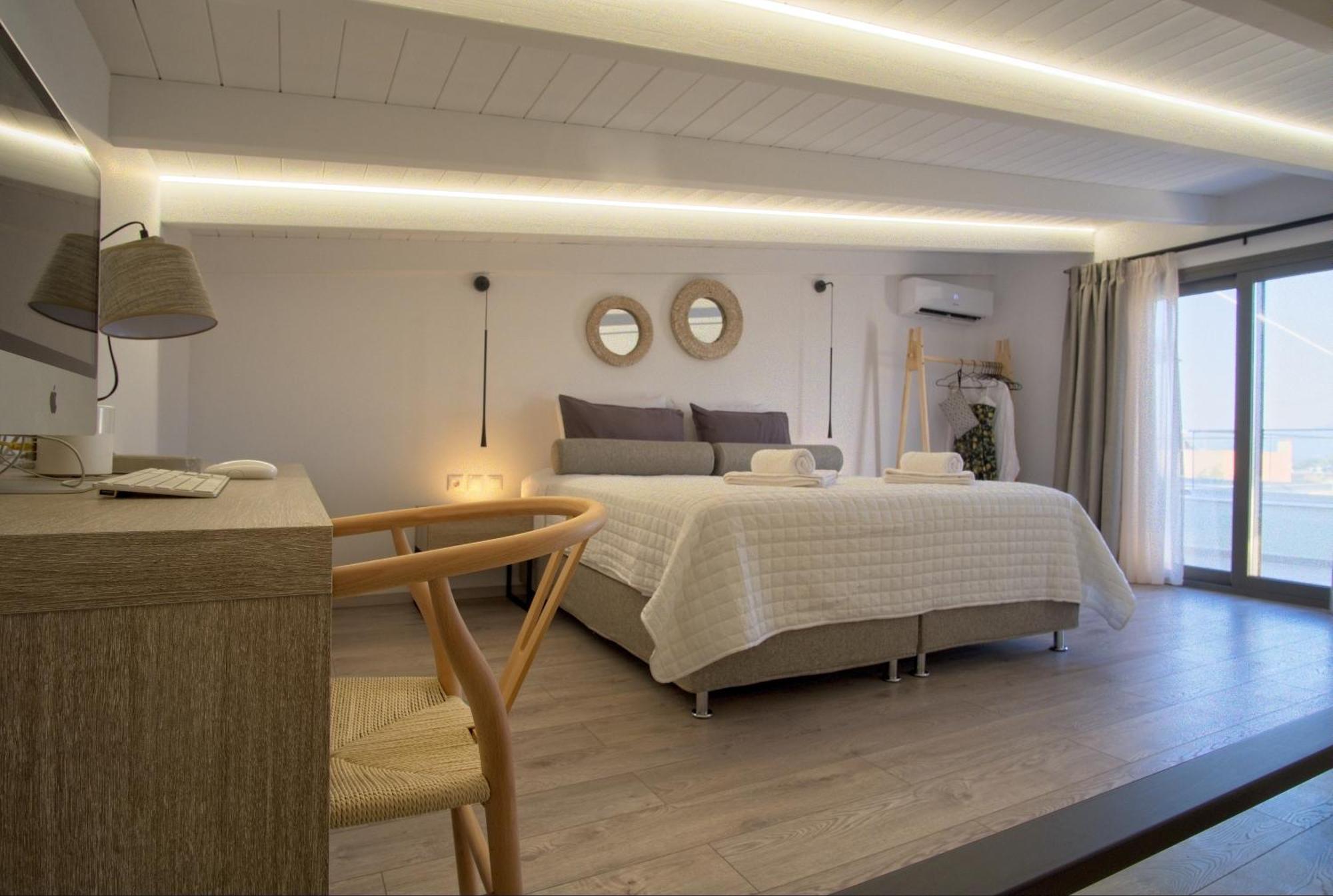 Pousada Mourelo Luxury In Chania With Private Pool Jacuzzi Chrissi Akti Chania