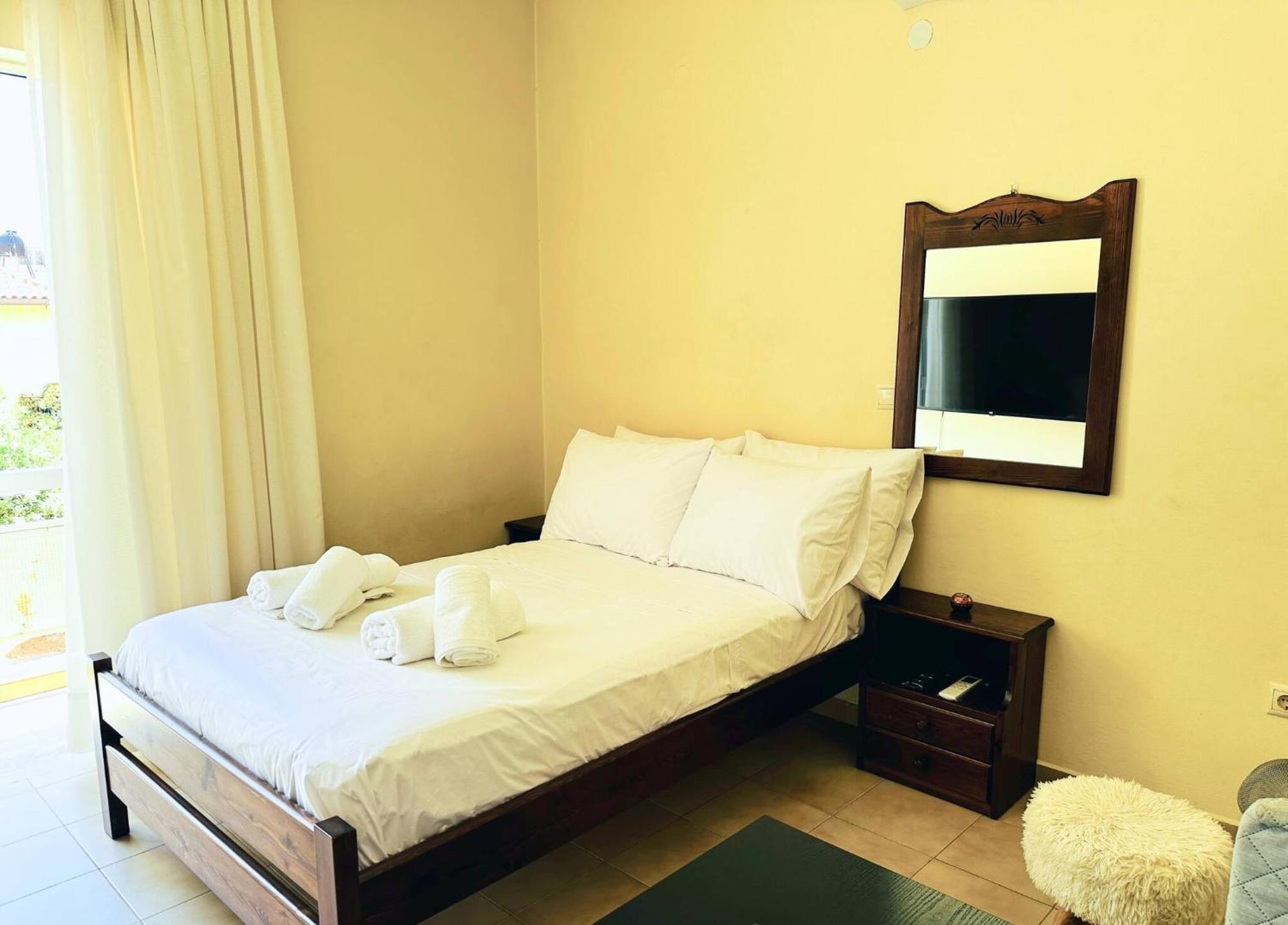 Apartment Yia Banaki 1 Min Walk To Old Town 7min Walk Chania (Crete)