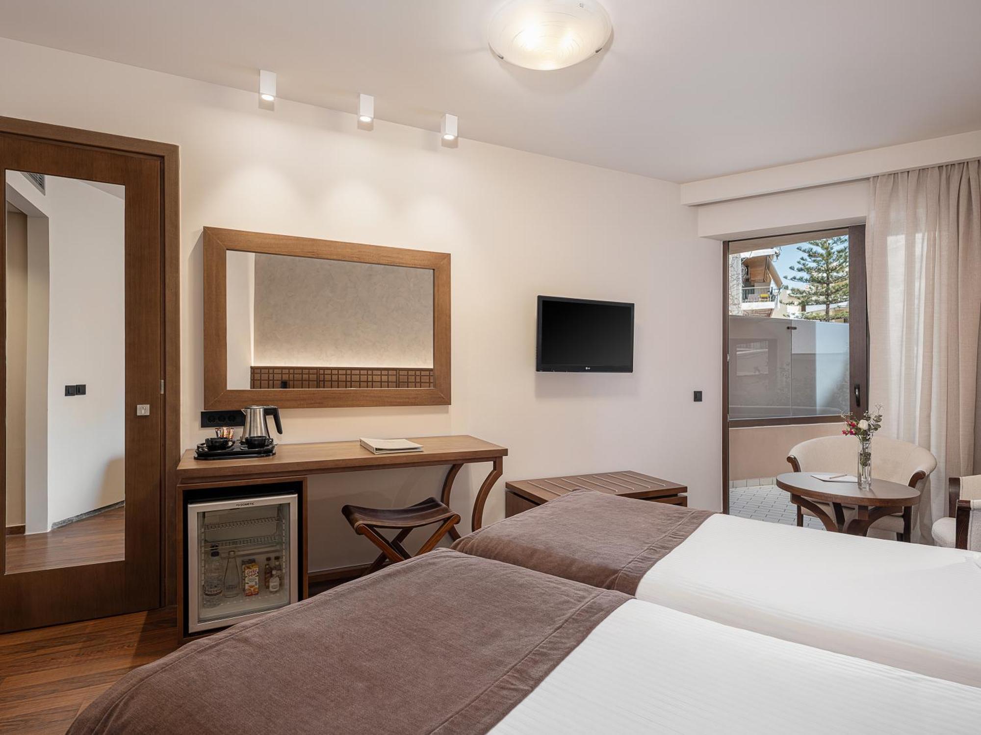 Hotel Civitel Akali 4*