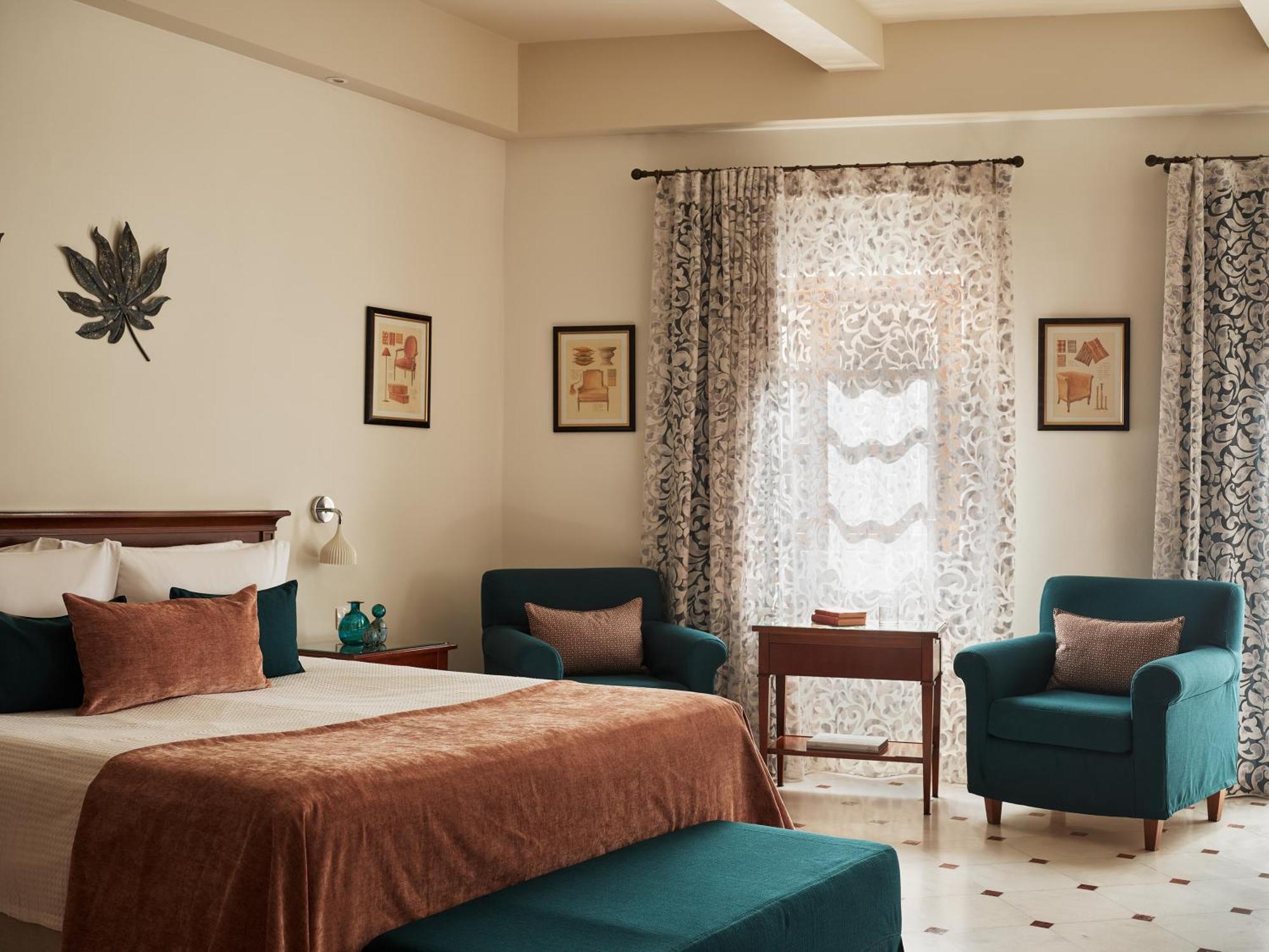 Casa Delfino & Hotel Chania (Crete)