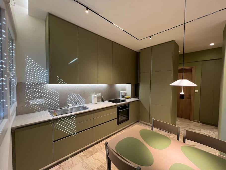 Kia's Retreat Apartment *
