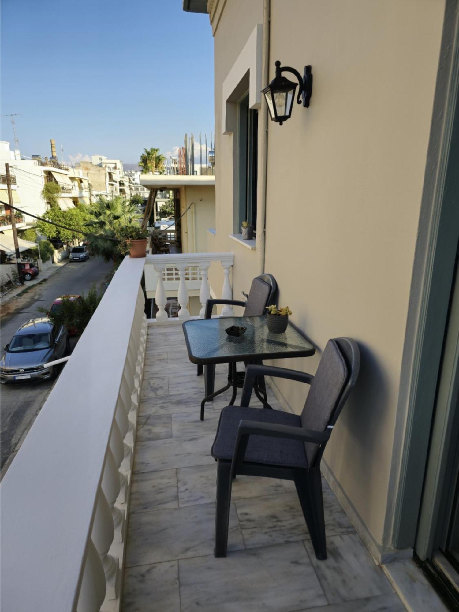 Rodon Manor Apartment